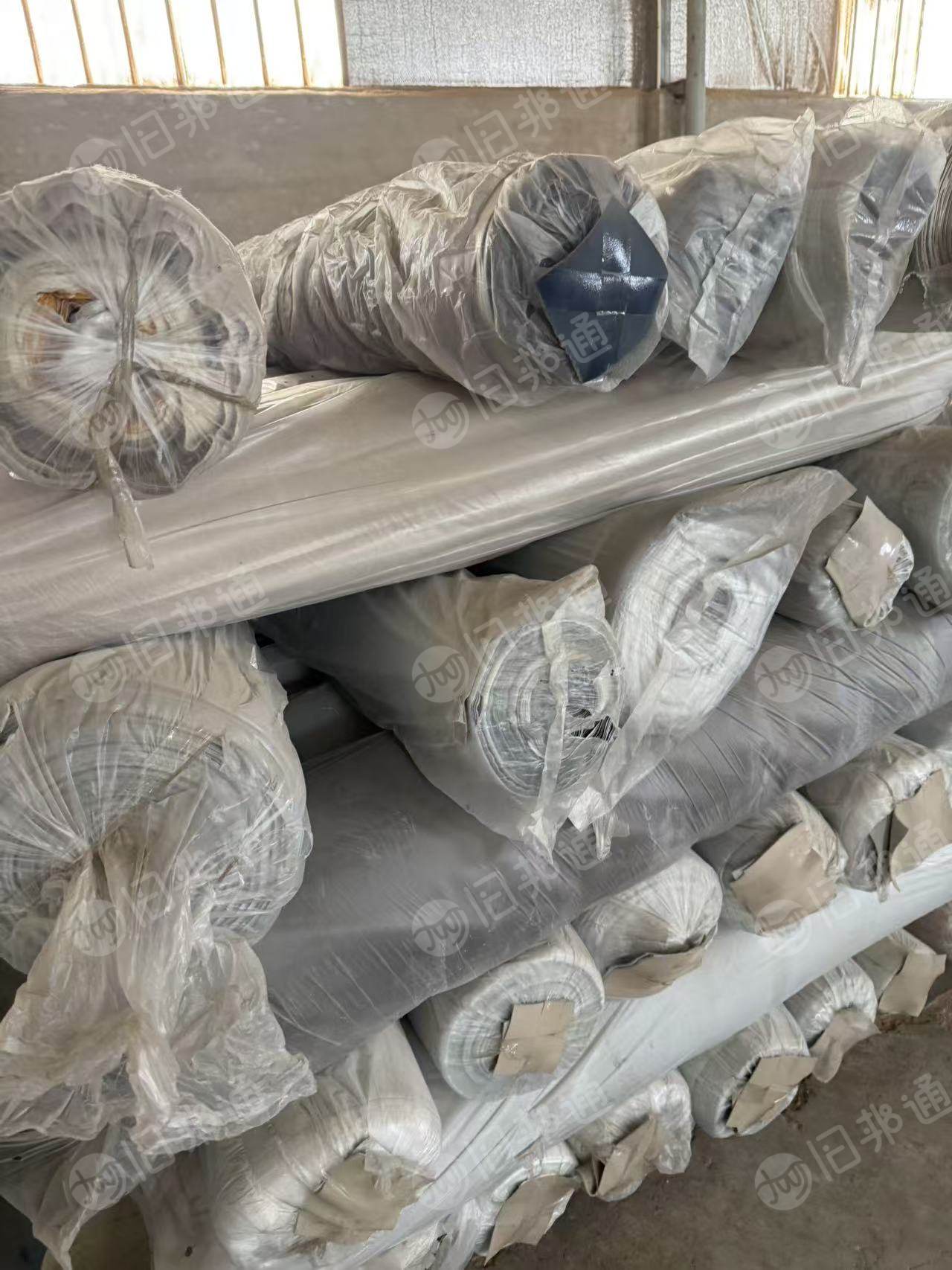 出售库存皮革，二等皮革，生态皮猫抓布，猫爪布，现货有100多吨，货在河北廊坊