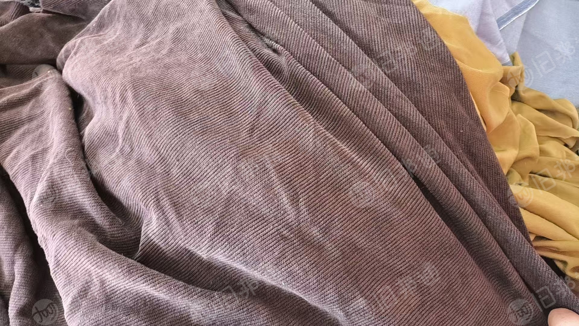 长期出售各种布头，大块布，涤纶布块，纯棉布块