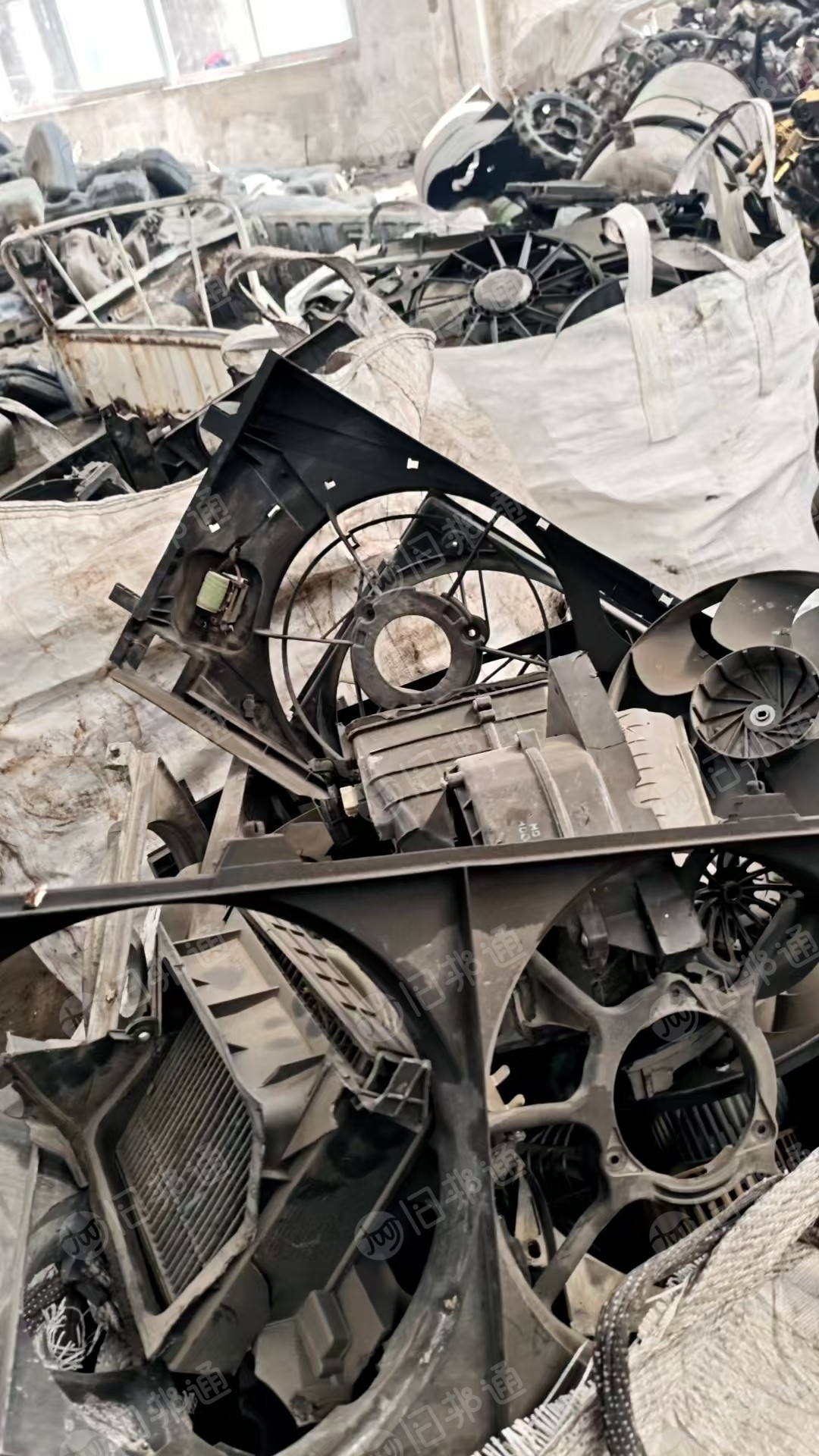 出售PE油箱毛料，长期有货，现货3吨