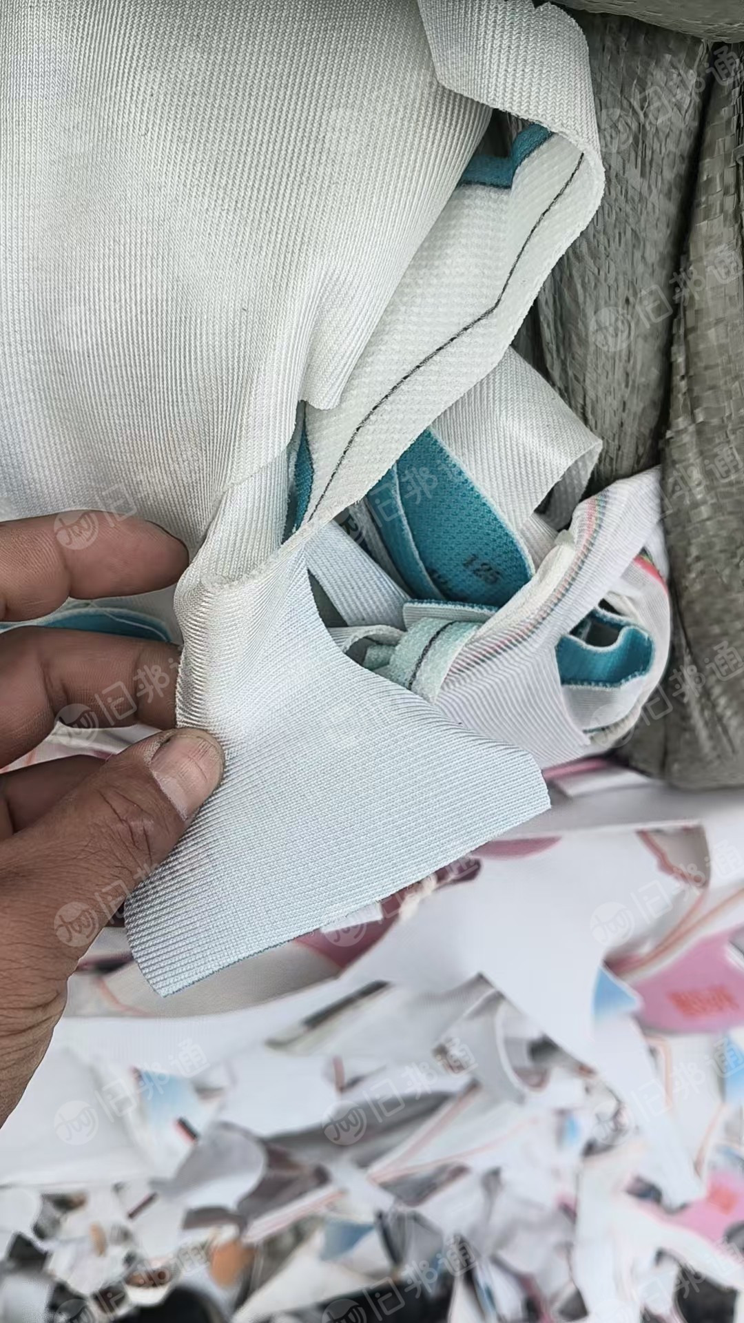 长期出售化纤棉,开松棉,再生棉,用羊毛衫氨纶水丝腈纶涤纶一起开的,可以做针刺棉无纺布土工布