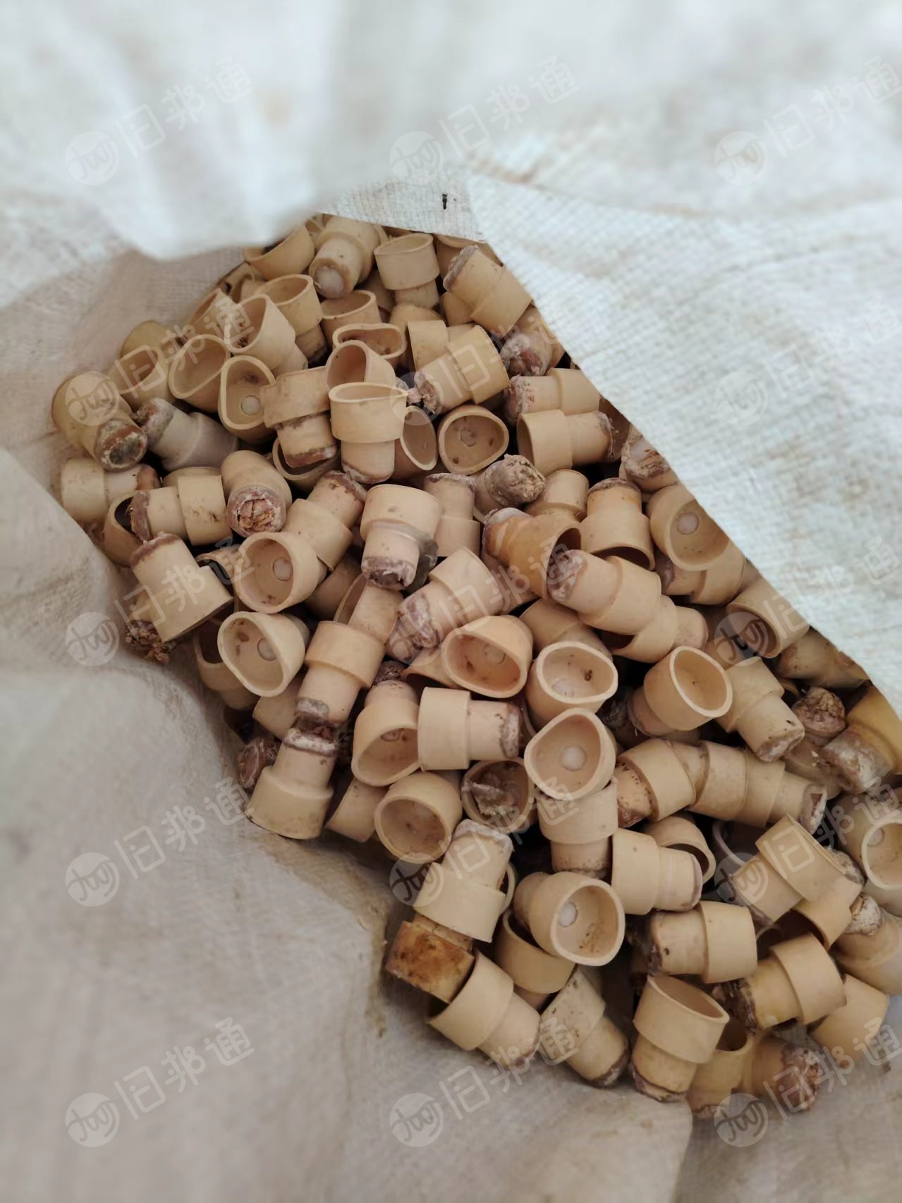 出售橡胶胶塞废料