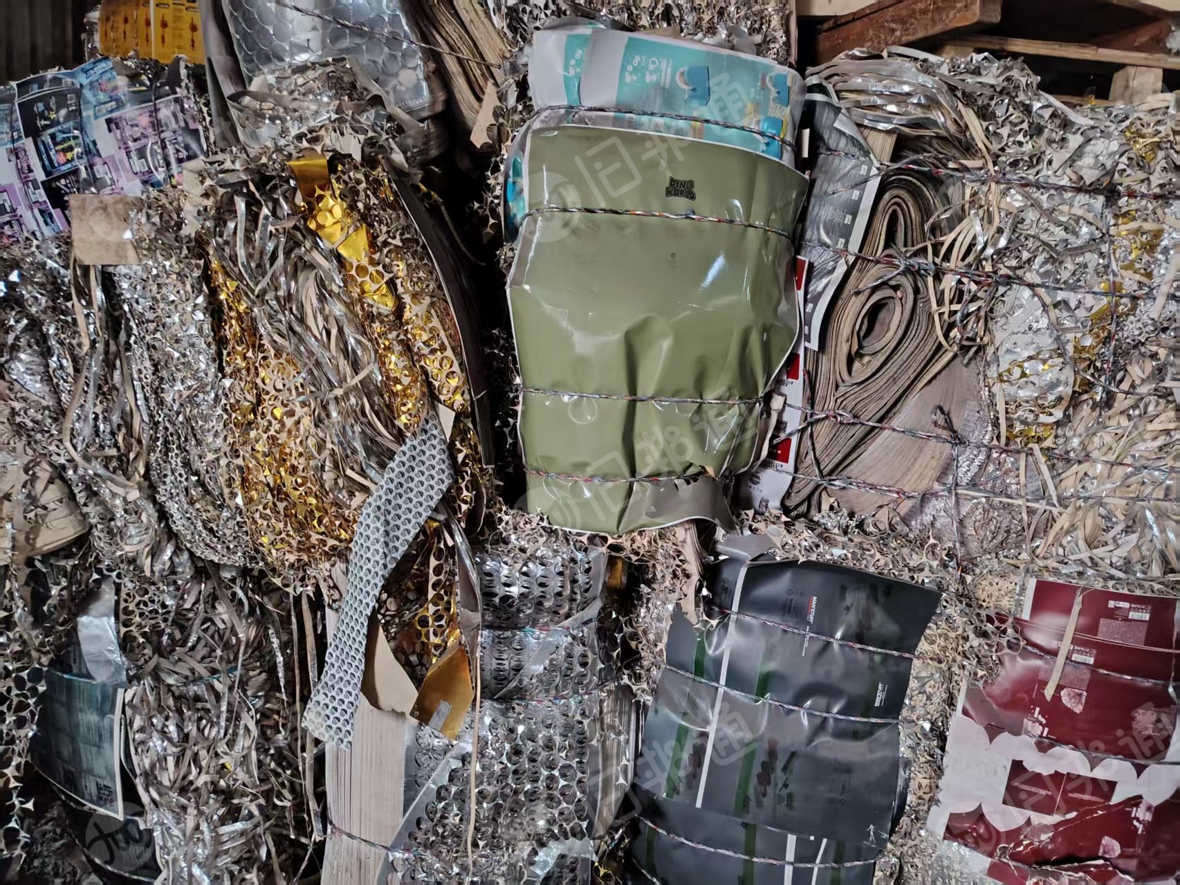 长期出售瓶盖铝箔纸边角料