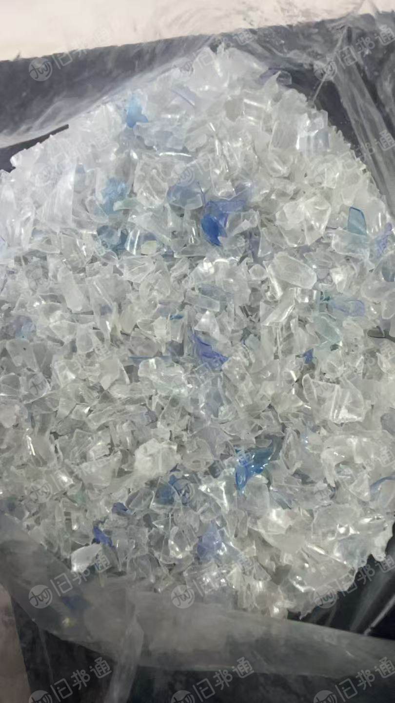 出售瓶片破碎料，热洗冷洗的都有，蓝白、3A、绿片也都有，可以根据客户定制生产