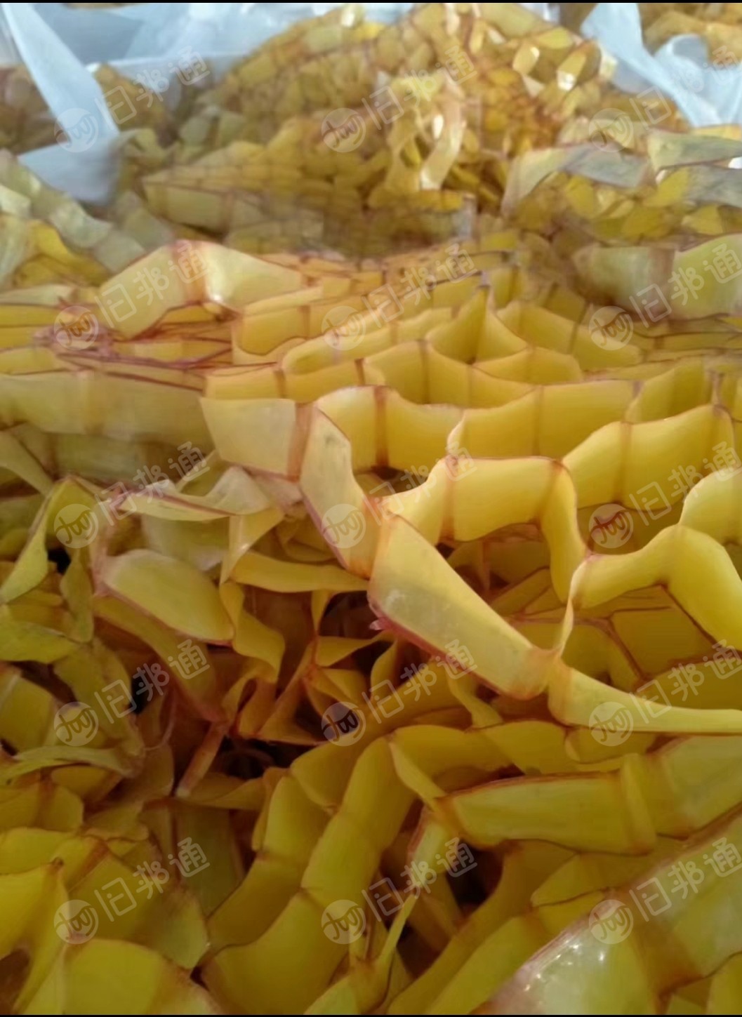 长期出售软质pvc膜废料，现货10吨左右