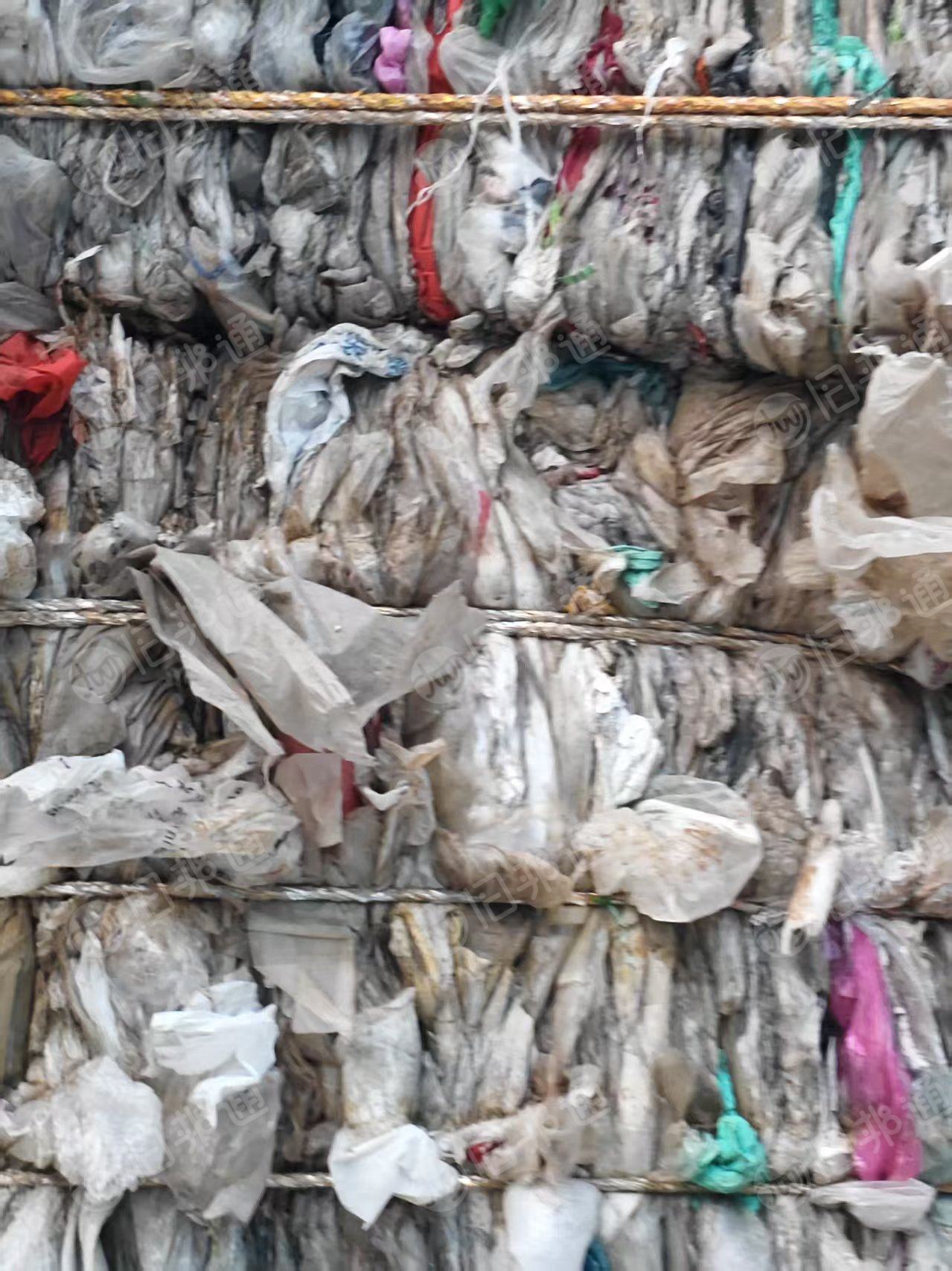 长期出售二级PE水洗膜，高低压混打的，现货十多吨，每月70吨左右