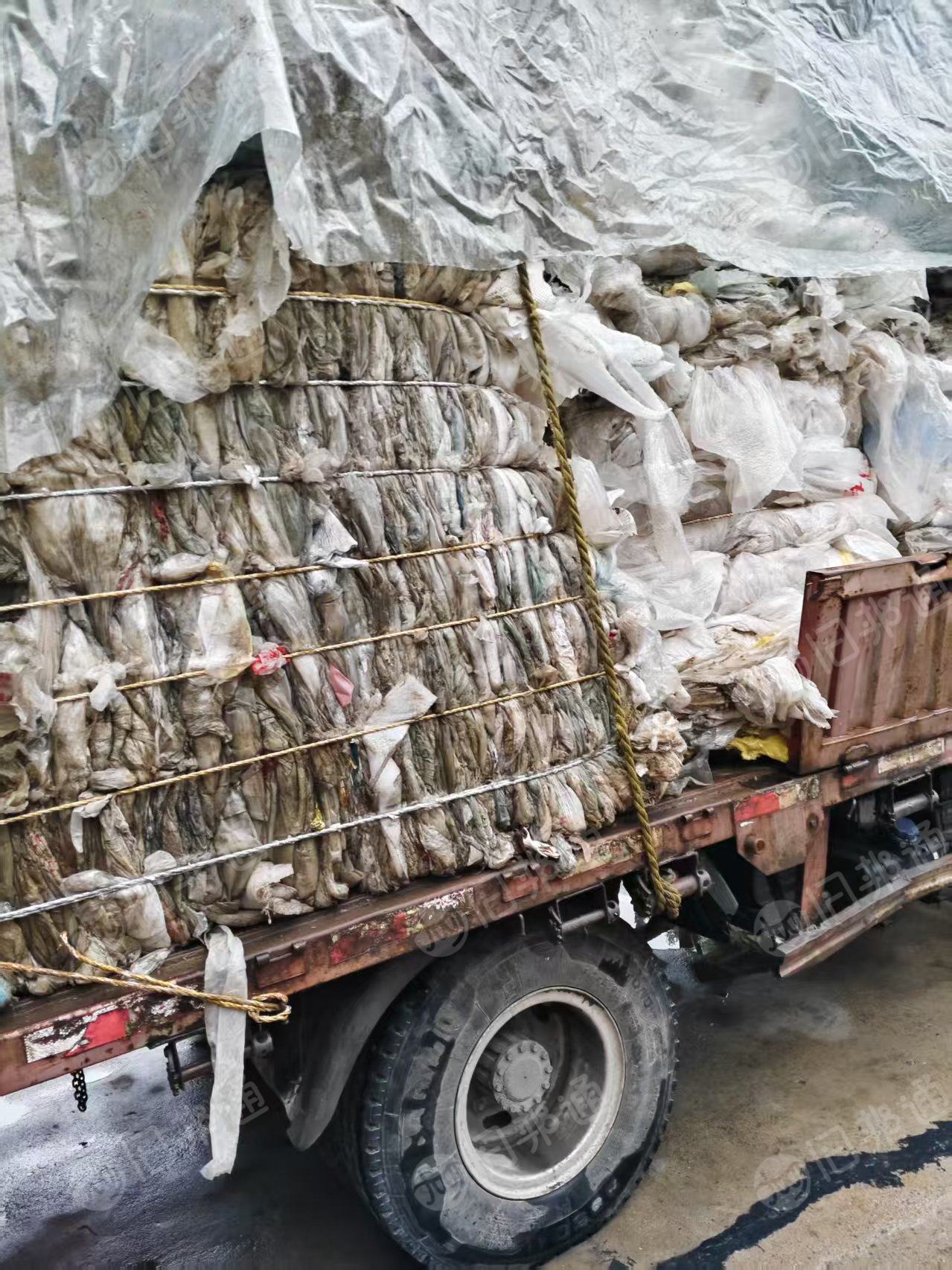 长期出售二级PE水洗膜，高低压混打的，现货十多吨，每月70吨左右