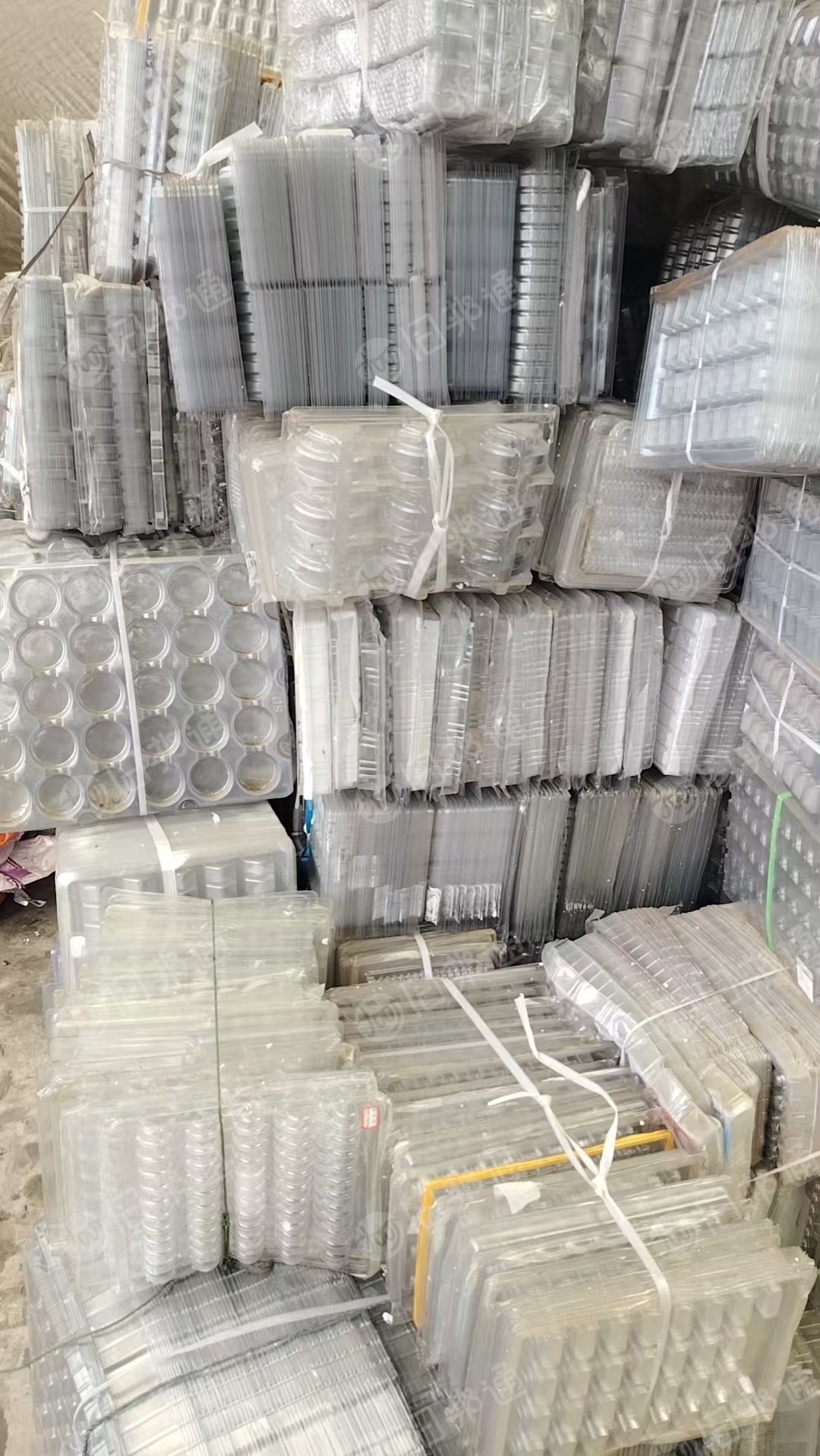 出售PET吸塑盒毛料，现货5吨，