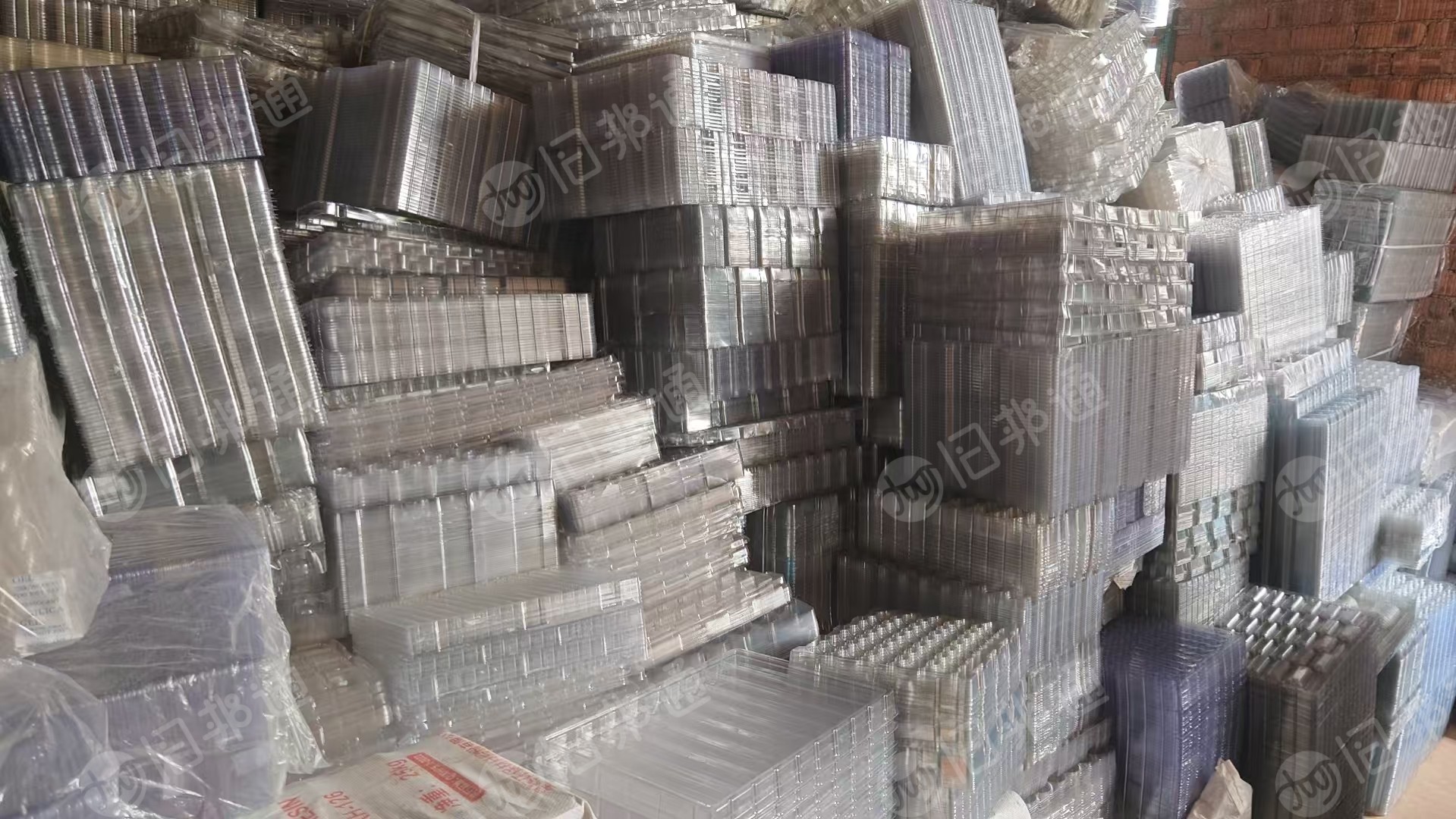 出售透明PET吸塑盒毛料，现货3吨左右，长期有货