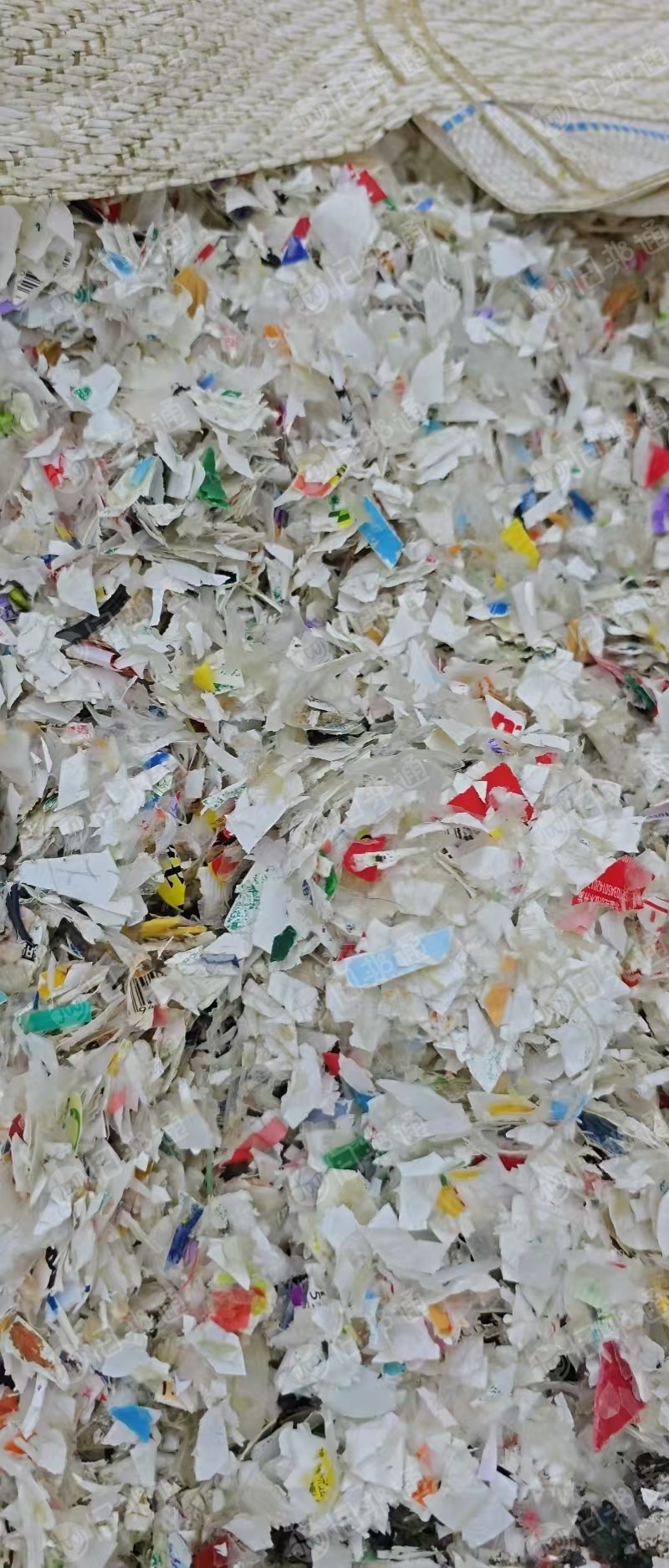 长期求购热洗水漂PP商标纸,瓶盖粉沫