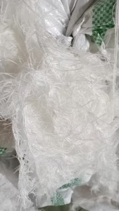 长期出售毛巾厂下来的人棉布边回丝，回丝