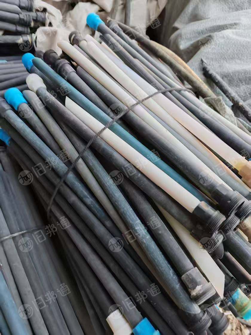 出售灭火器内外管废料，现货十几吨