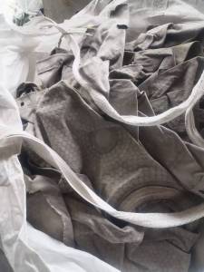 长期出售化工厂清洗过的虑布，过滤布，现货13吨