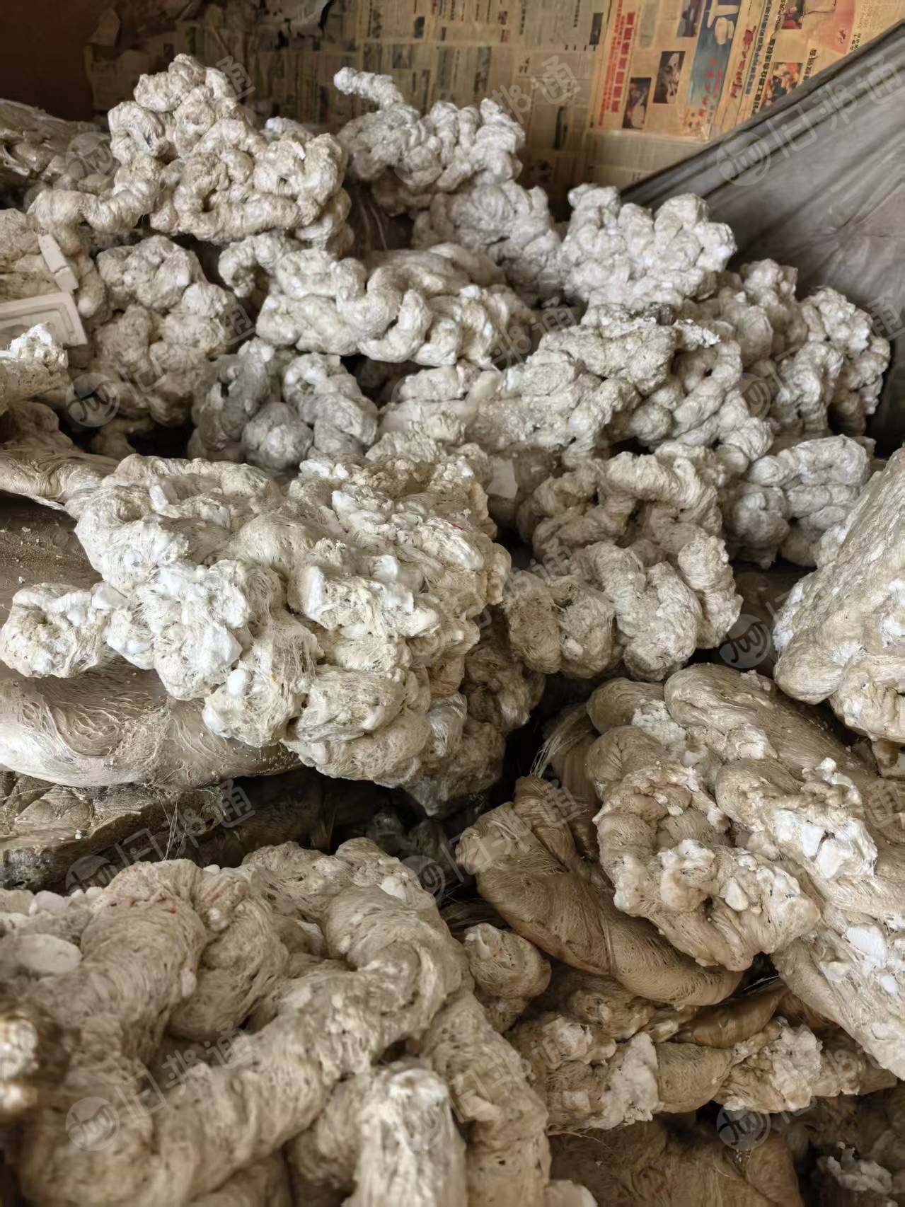 出售热熔块废料,现货两车