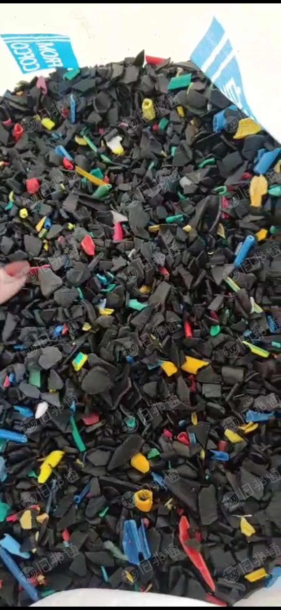 厂家出售PVC电缆皮破碎料， 一个月100多吨