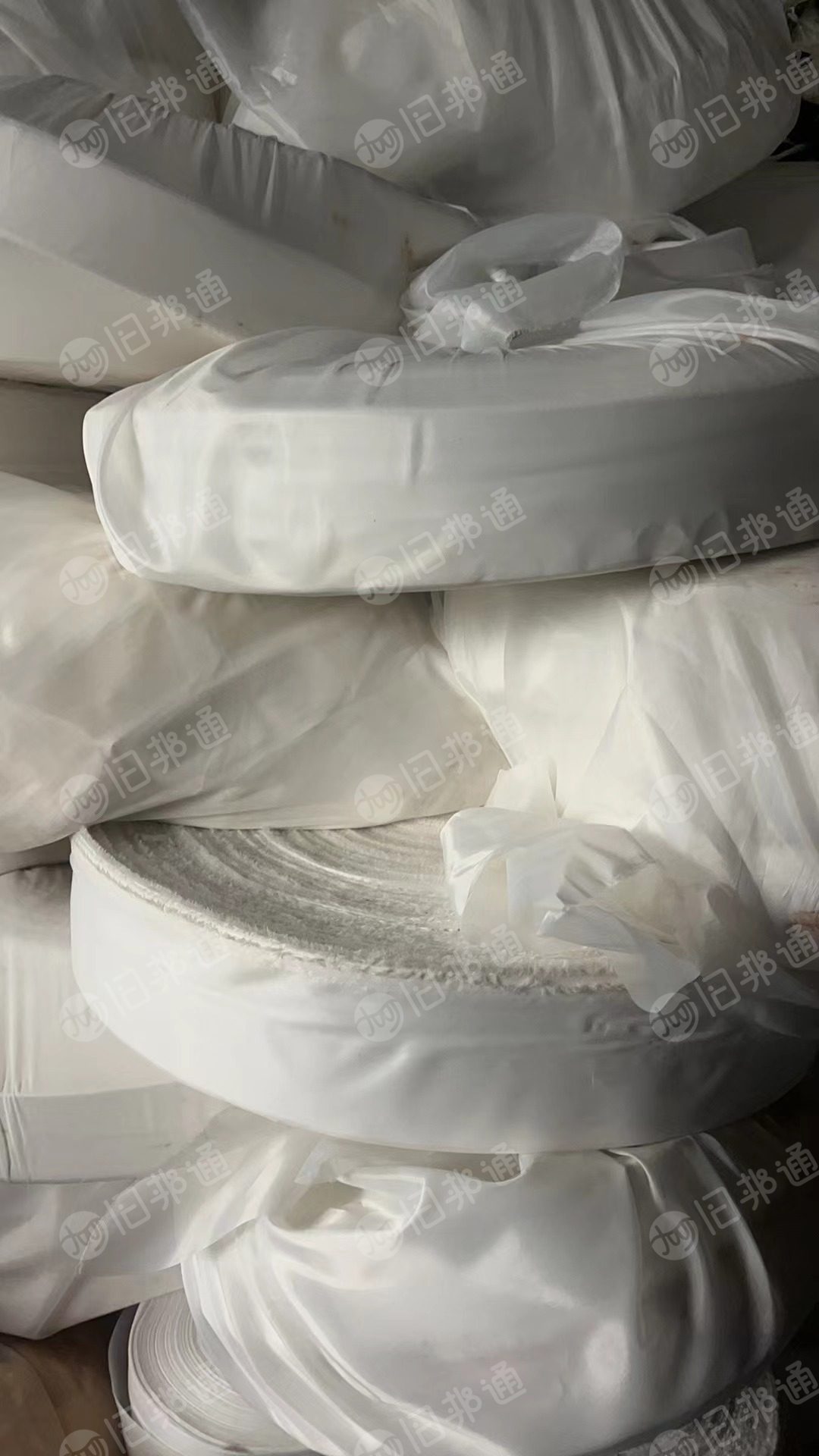 长期出售工厂切边出来的涤纶牛津布,涤纶布条,切边条,210D加密的,7公分至12公分宽,不带涂层