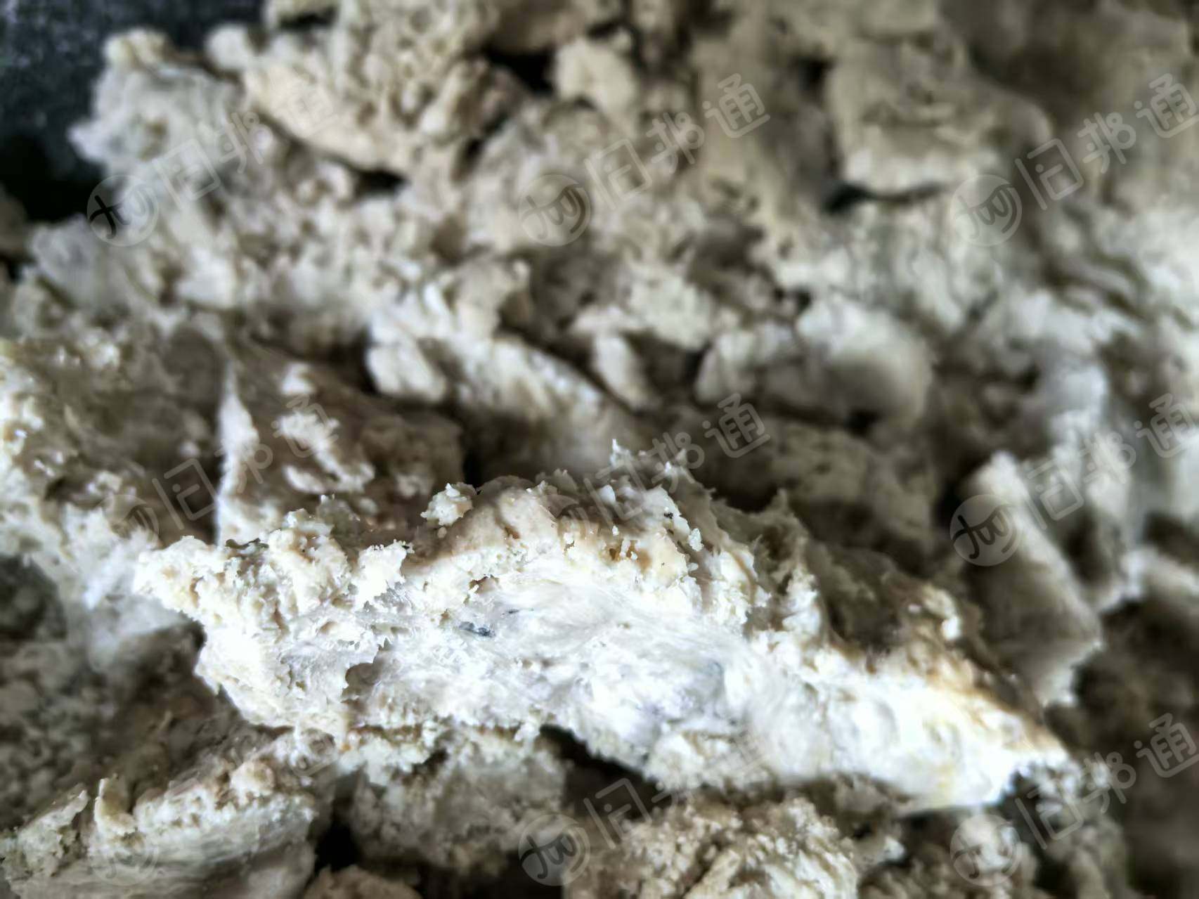 出售锂电池隔膜破碎清洗后经过单螺杆挤出后破碎料