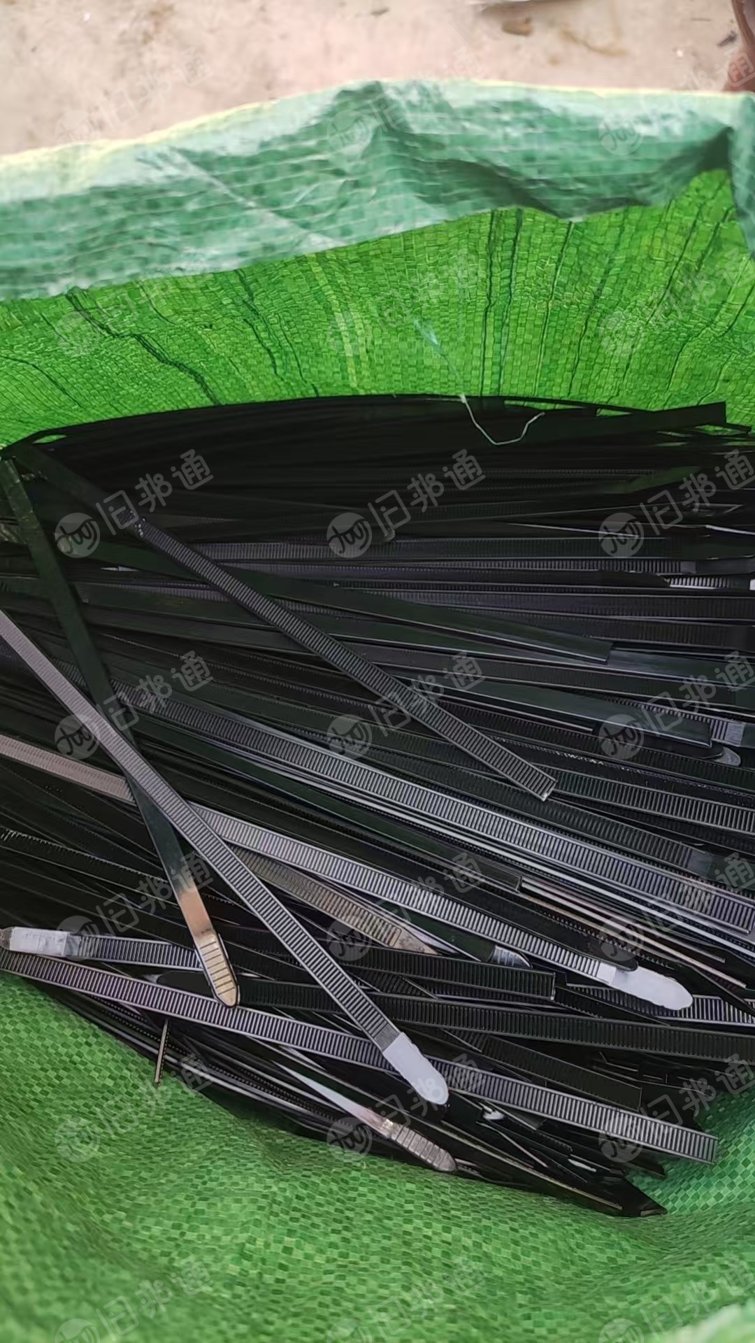 长期出售黑色尼龙扎带毛料