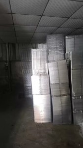 长期出售pet吸塑盒毛料，白色透明都有