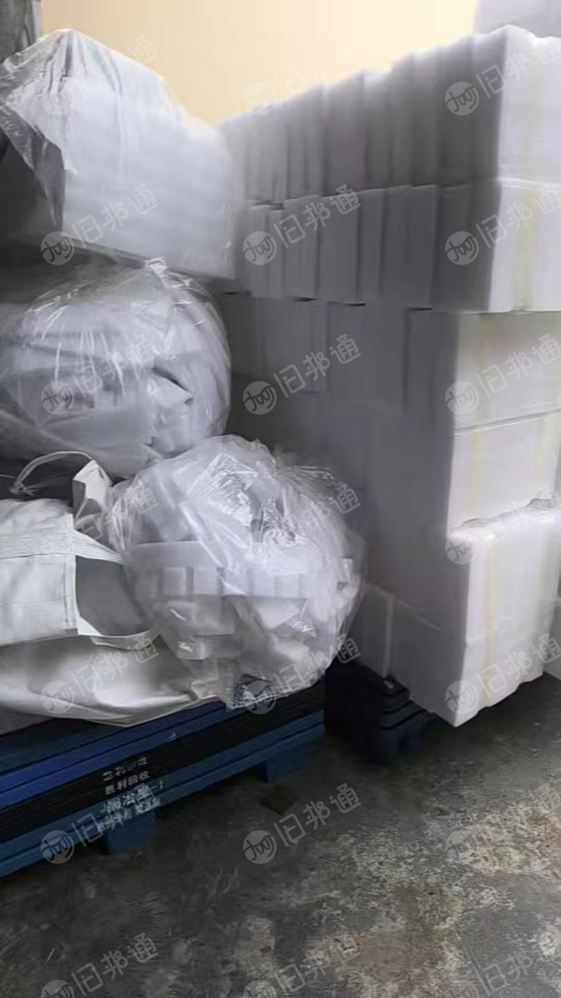 长期出售pet吸塑盒毛料，白色透明都有