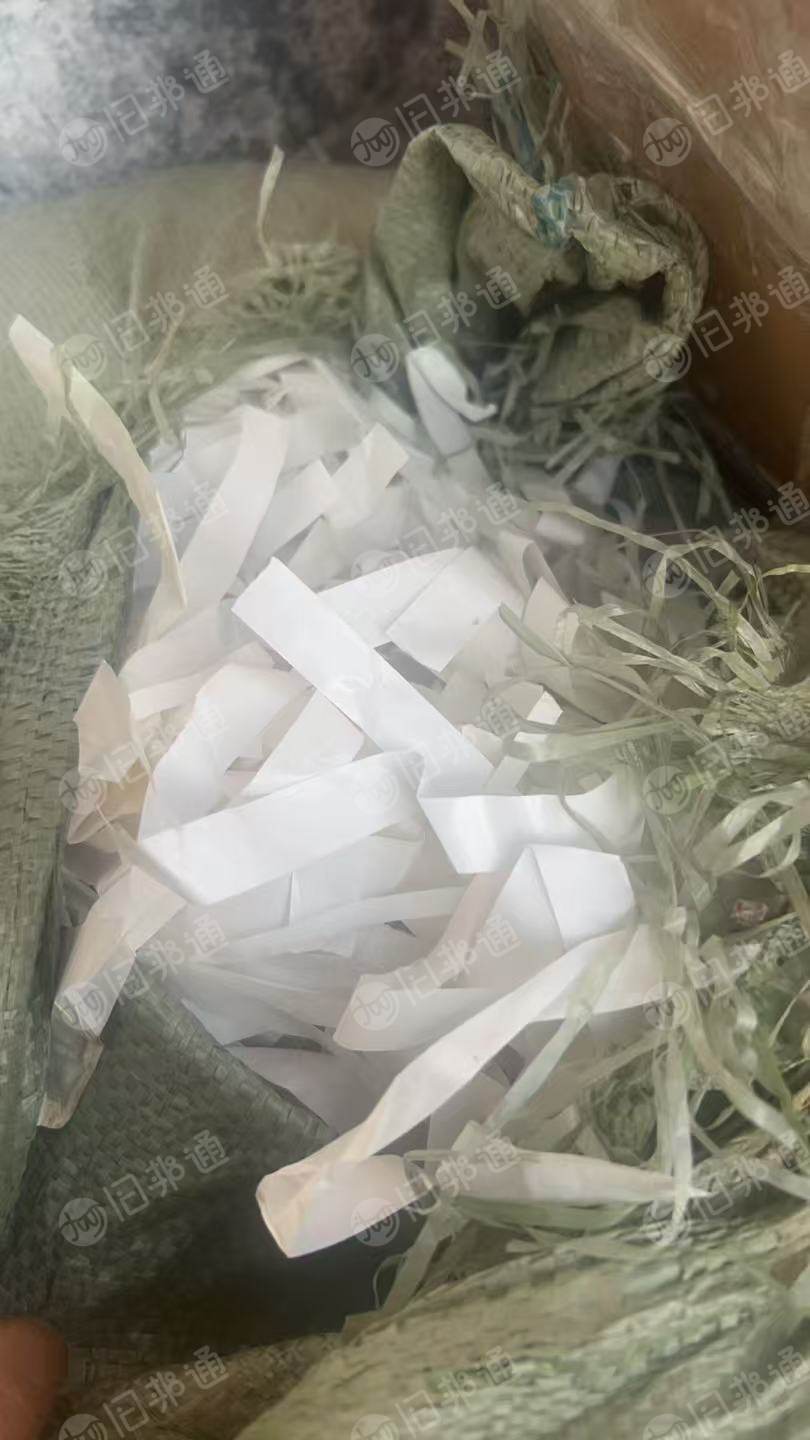 长期出售白色硅油纸，小卷和散货压包都有