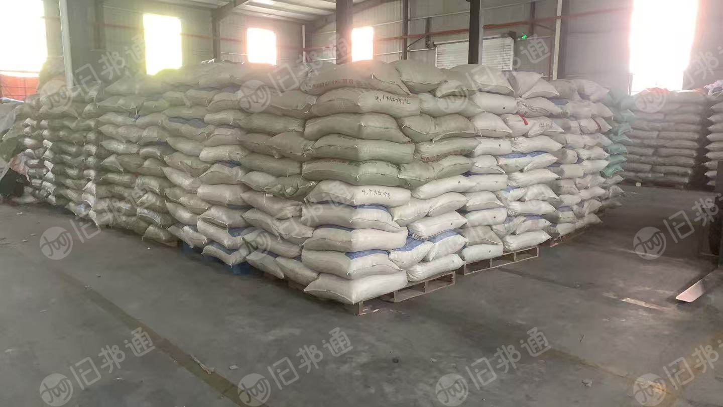 常年出售普通大红宝蓝咖啡普黑涤纶颗粒，涤纶泡料，价格实惠，货在江苏南通