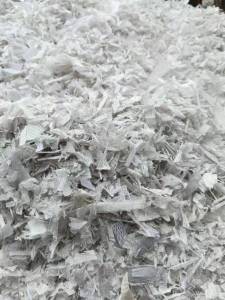 长期出售PP打包带粉碎料