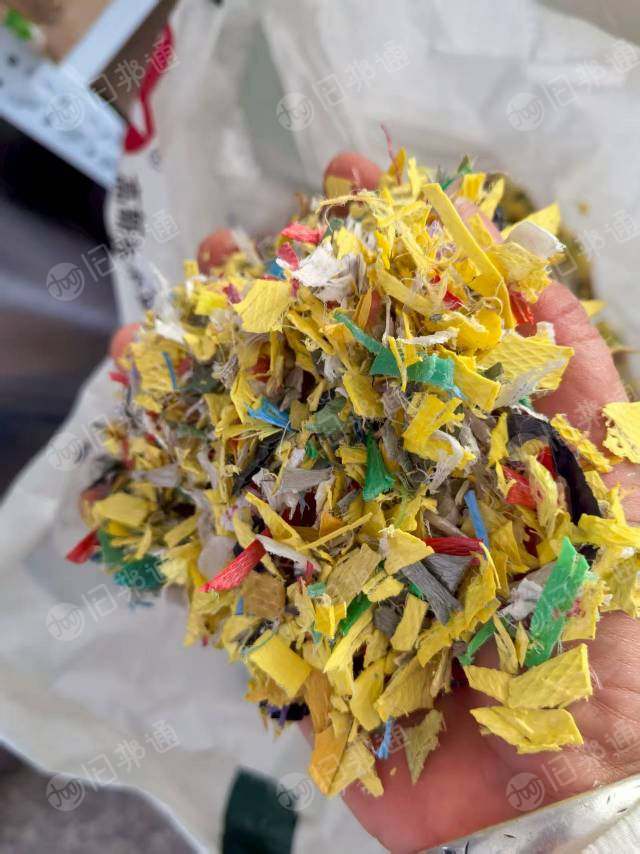 长期出售PP打包带粉碎料