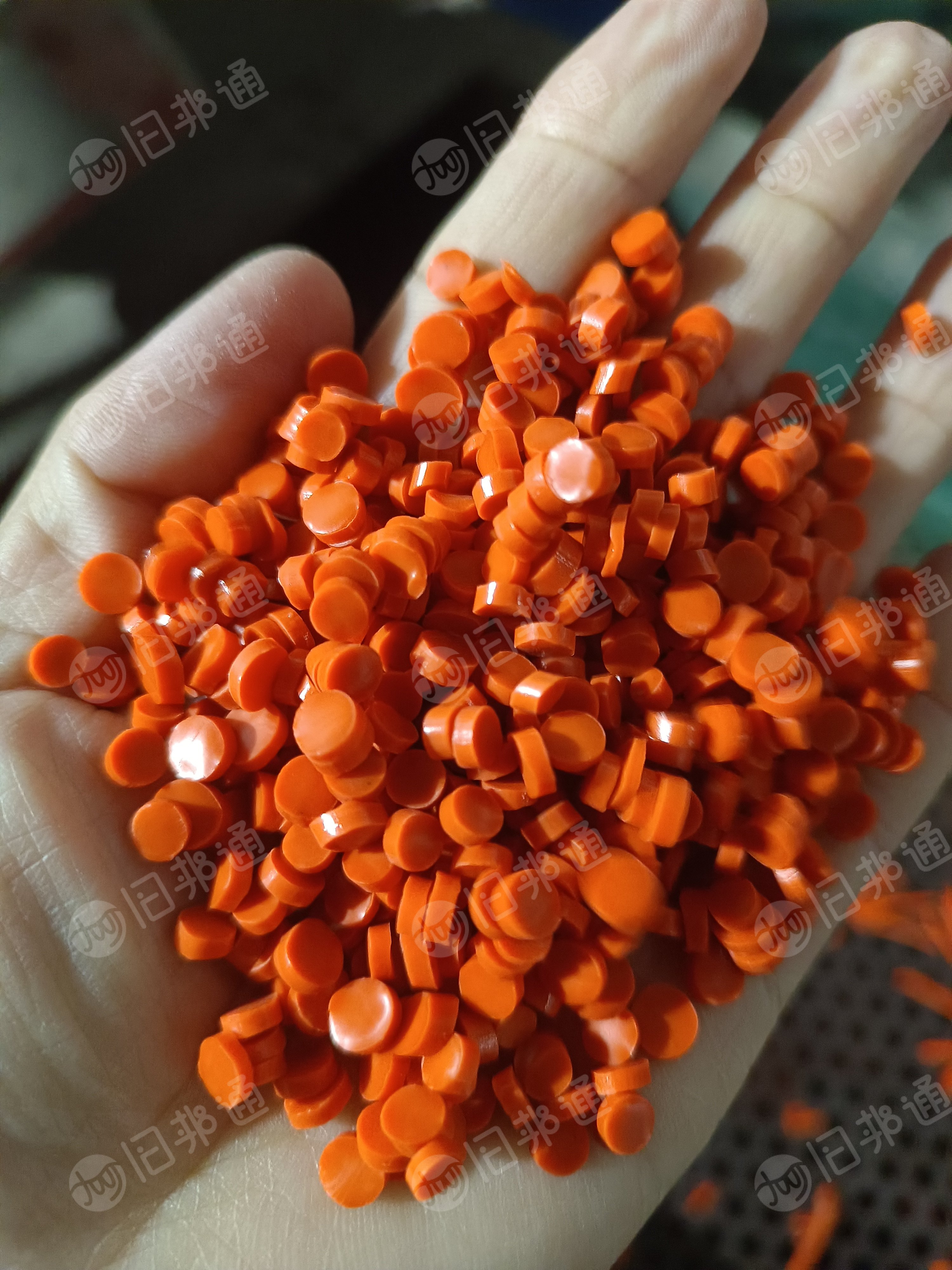 PVC电缆皮护套料   PVC树脂颗粒 PVC燃气内管颗粒