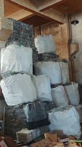 出售PET吸塑盒压包料，现货5吨左右