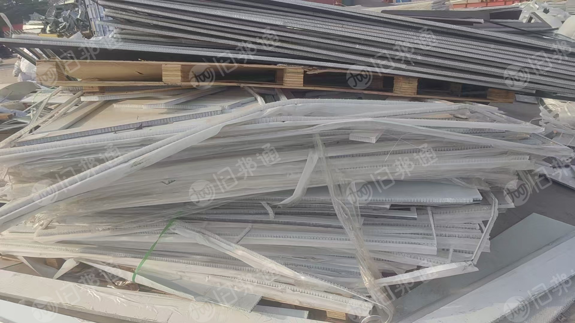 收购pp蜂窝板毛料，量大