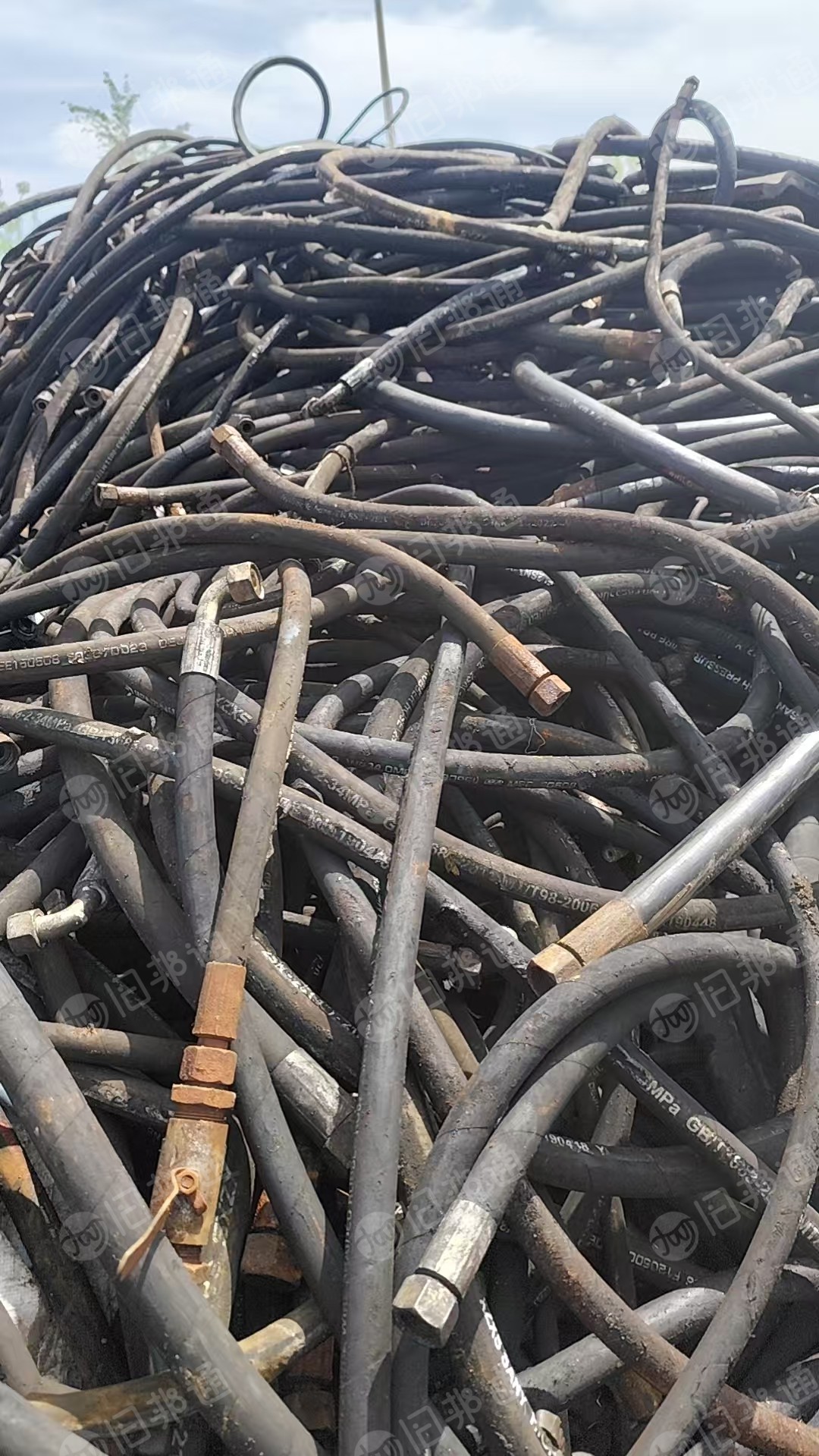 出售拆车下来的橡胶管