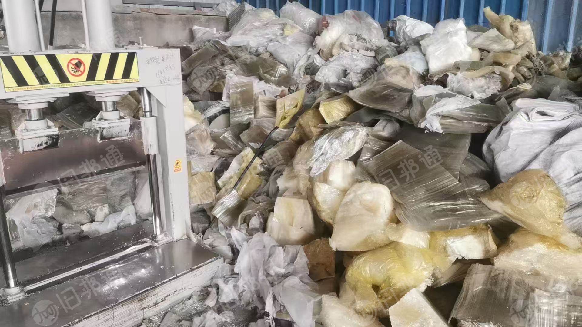 长期求购PVB废料，除了白色，其他颜色都要，造粒用，不限量