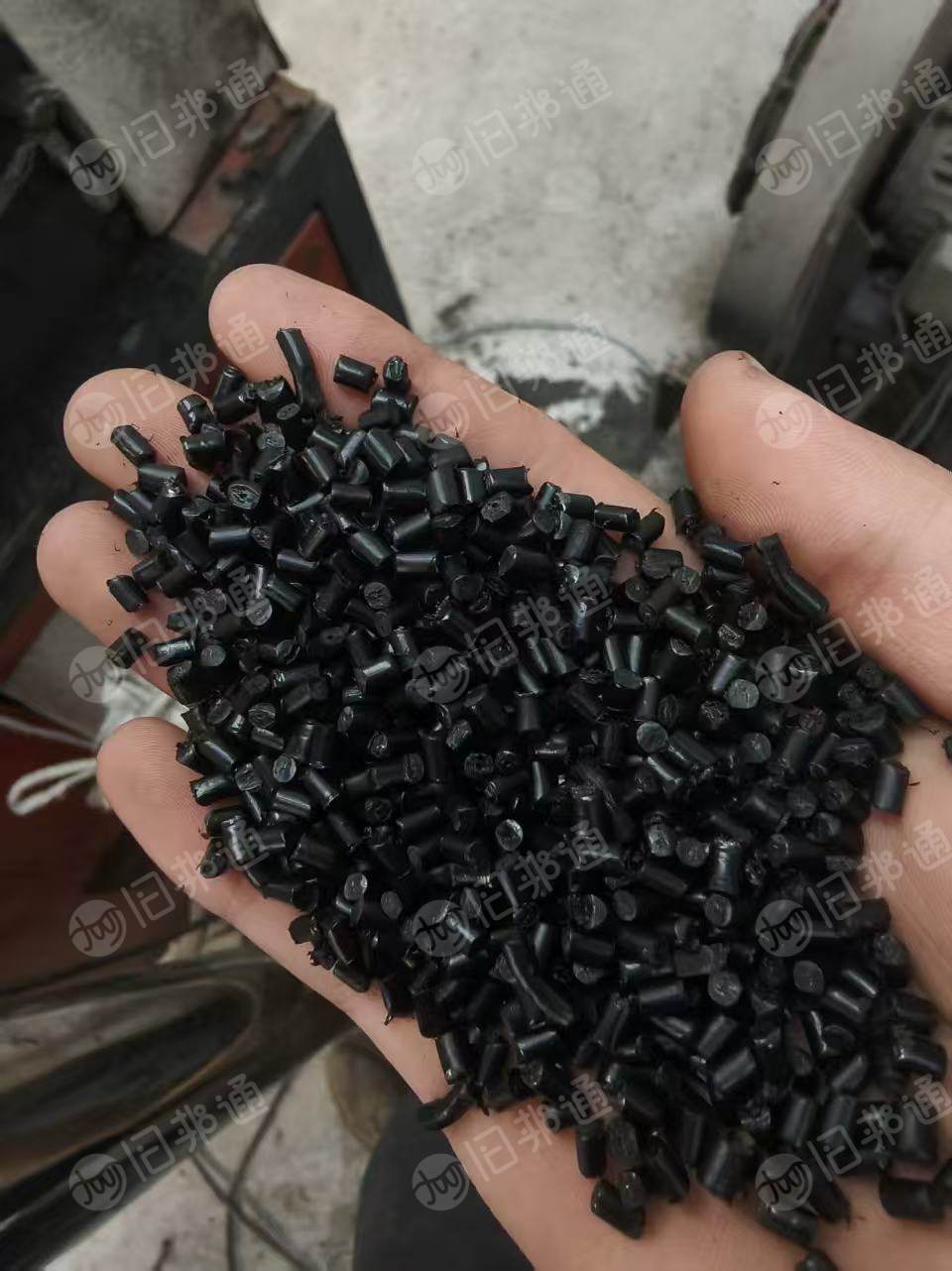 出售PP颗粒，冲击23.06、灰分5.2、溶脂5以下，过120目