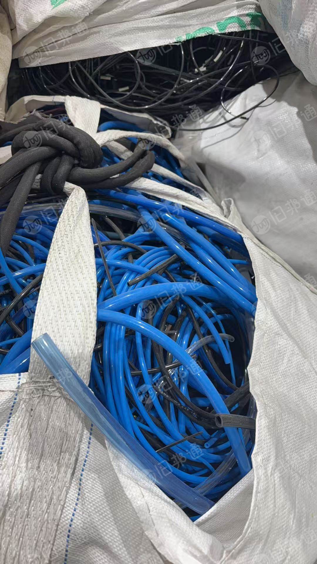 出售TPU气管裁剪下来新边角料，现货20吨