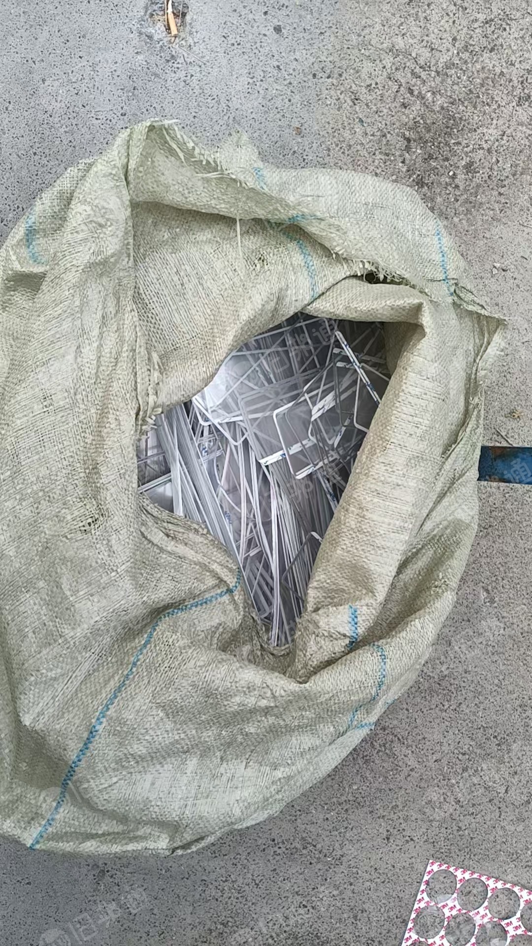 求购PC板材、PC片材废料，带胶PC边料，PC一次性水口料