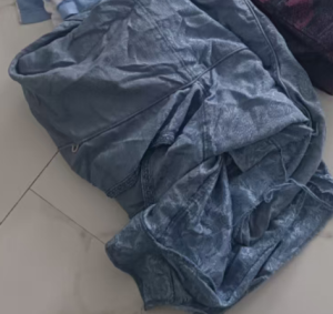 长期出售火车上下来的座椅套，涤棉材质，涤棉废布，现货有30吨，货在江西南昌