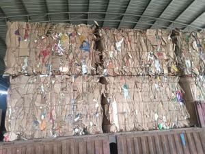 长期出售黄板纸压包料