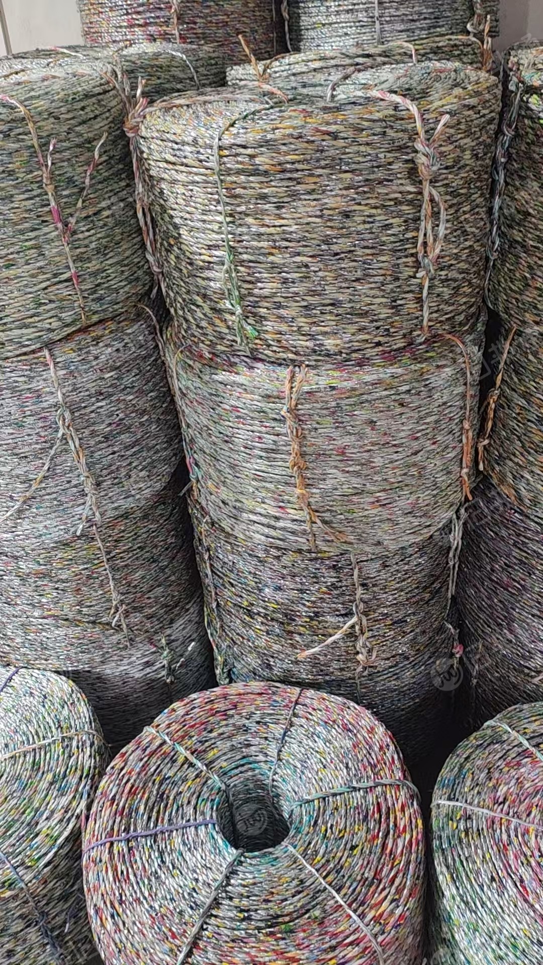 出售花绳，6-7厘，单个重75公斤，适应于金属，废纸，塑料，打包