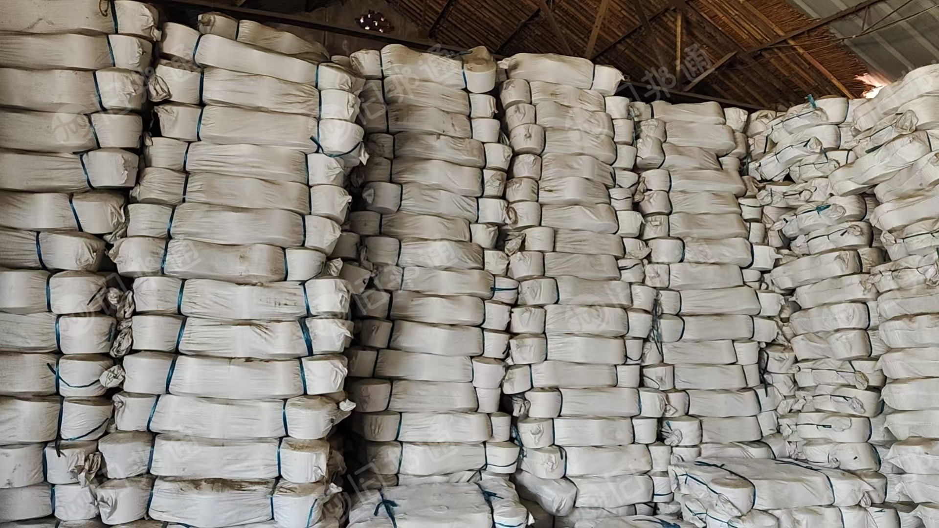 长期出售同一批次的消光大化环锭纺30支棉纱，现货23吨货