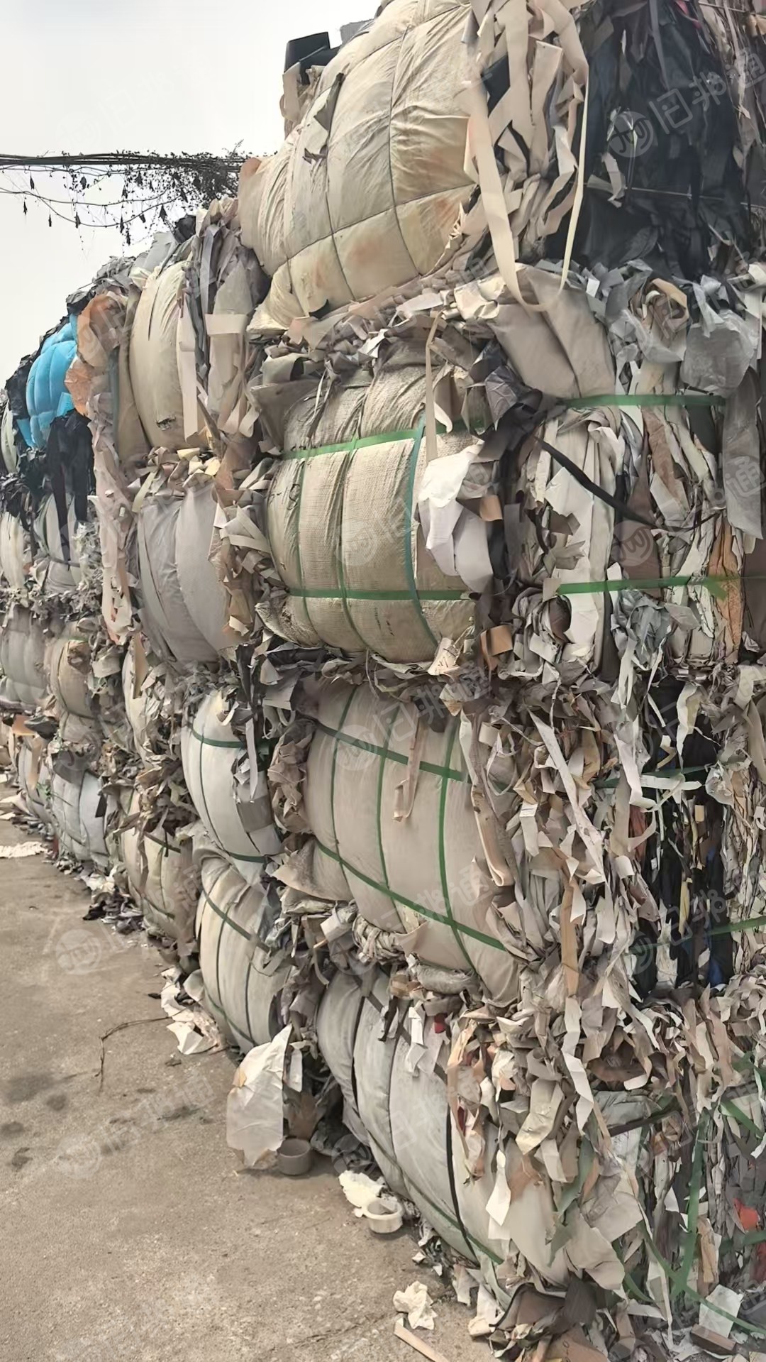 长期出售PVC墙纸边角料