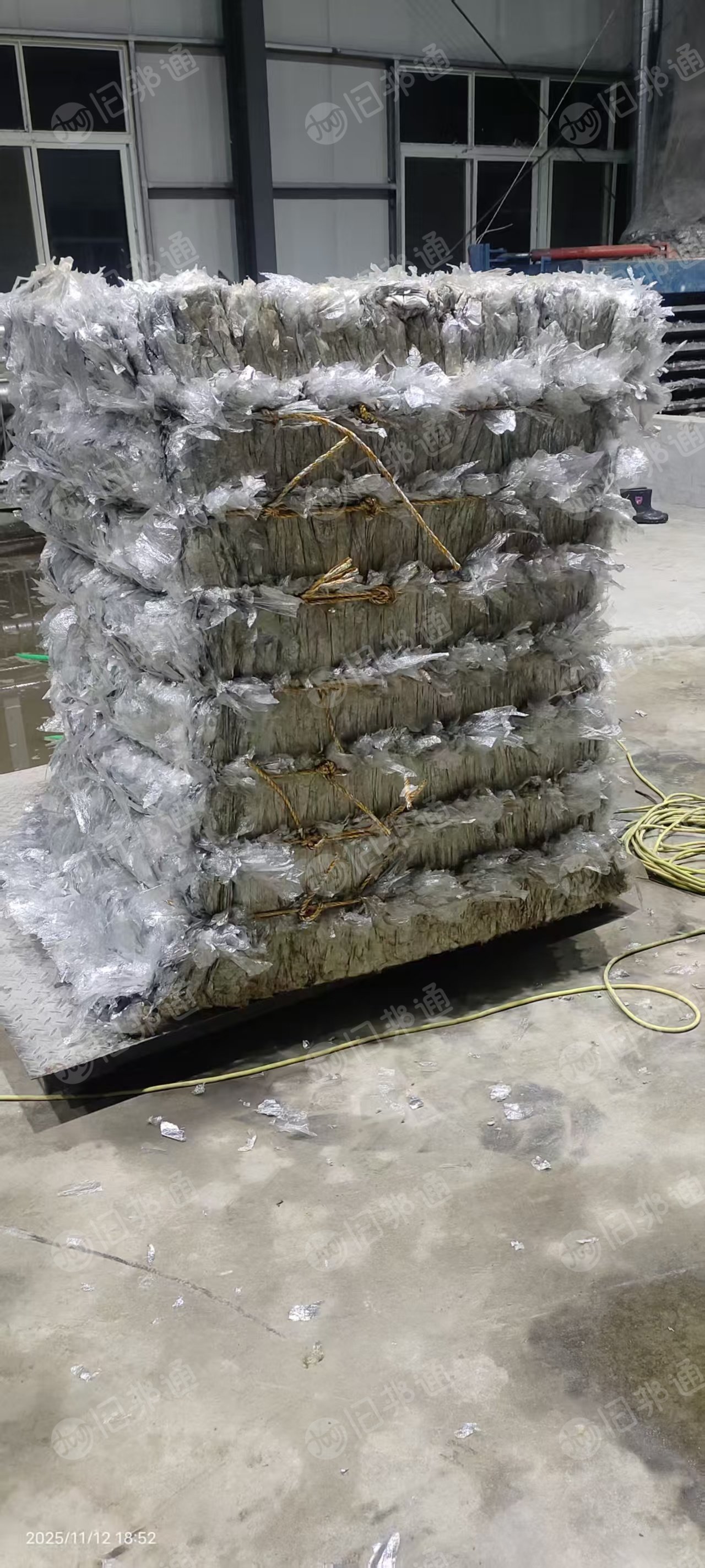 出售苹果反光膜，月供200吨