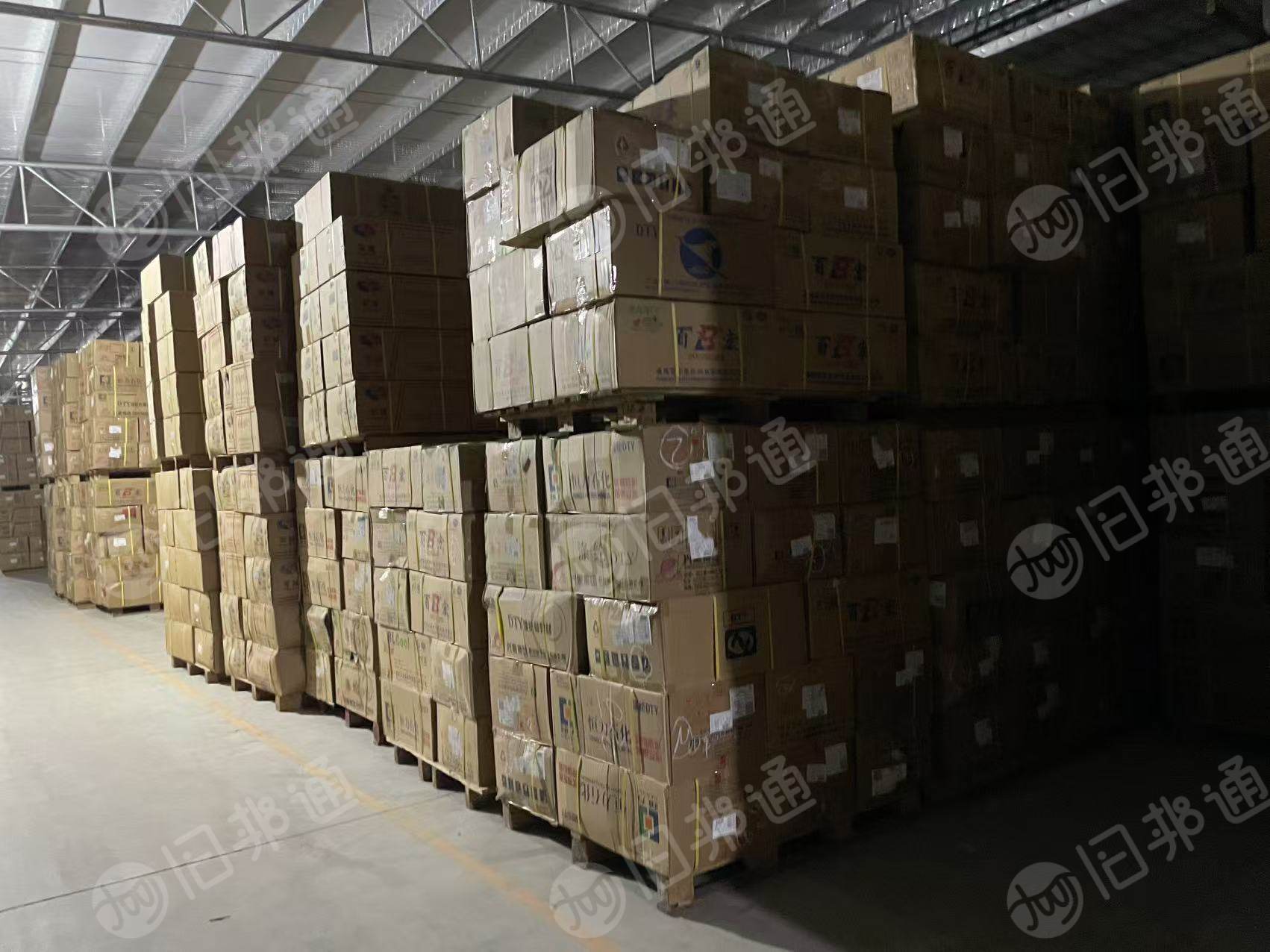 出售白色半消光涤纶低弹丝，库存丝，150D/48F， b级品