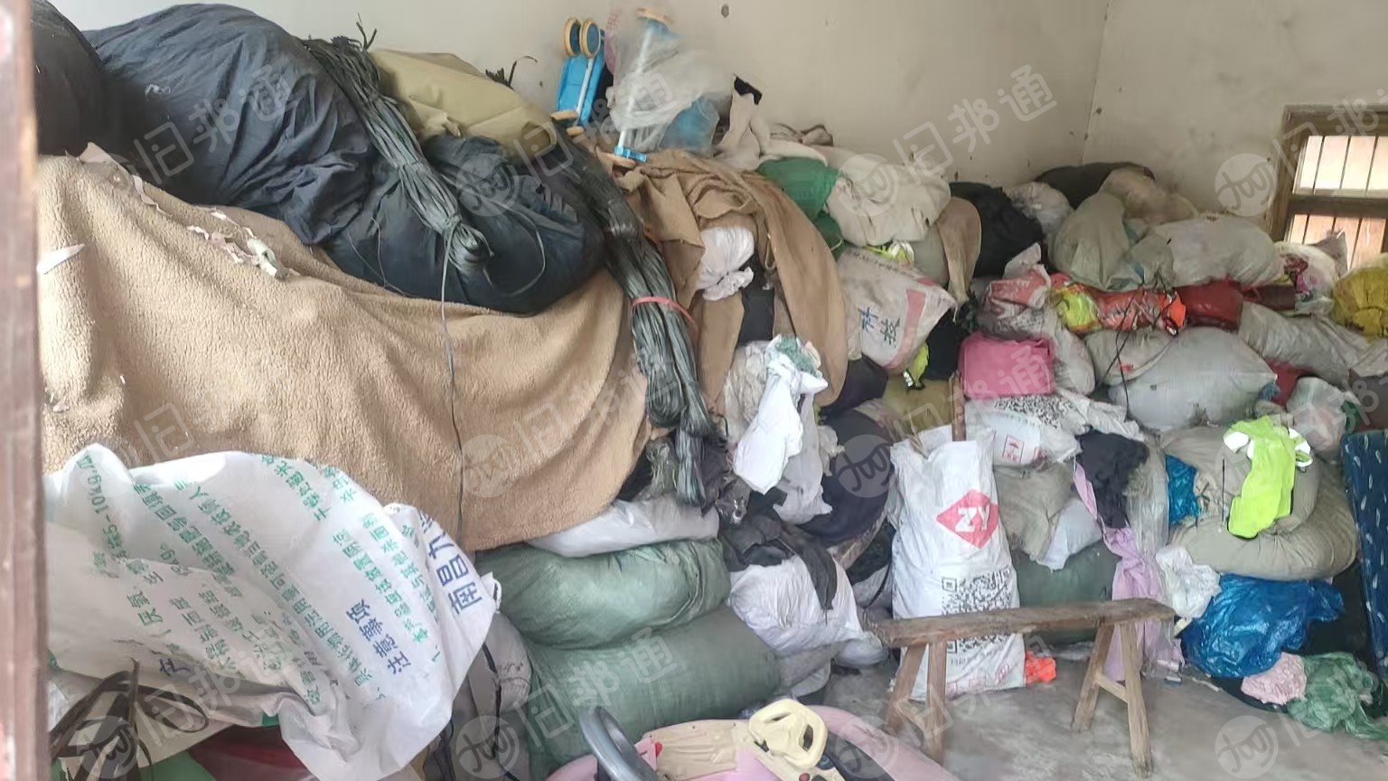出售服装厂下来的纯棉梭织废布，纯棉废布