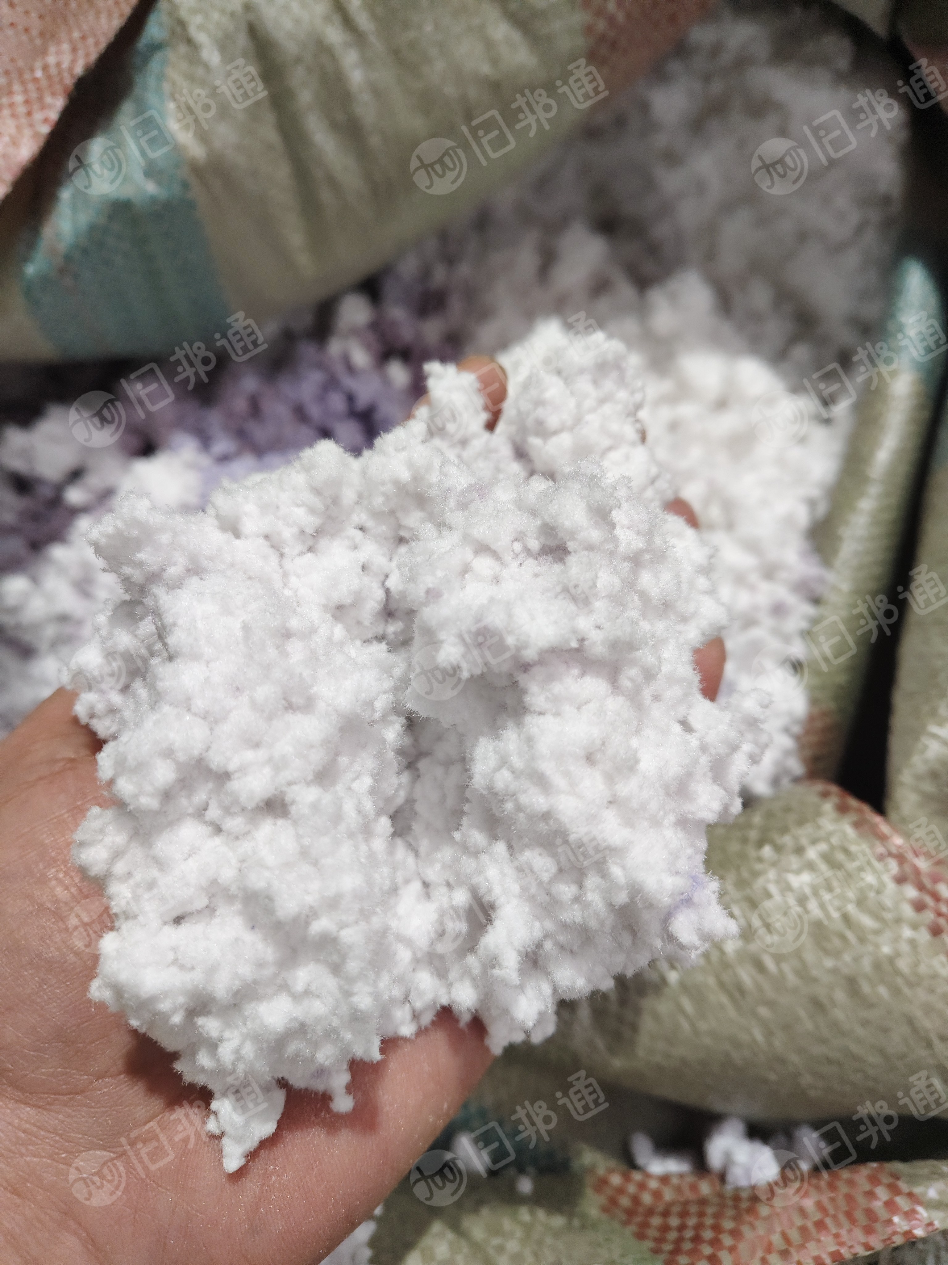 长期出售涤纶毛毛料，腈纶毛毛料，剪毛料，除尘剪绒