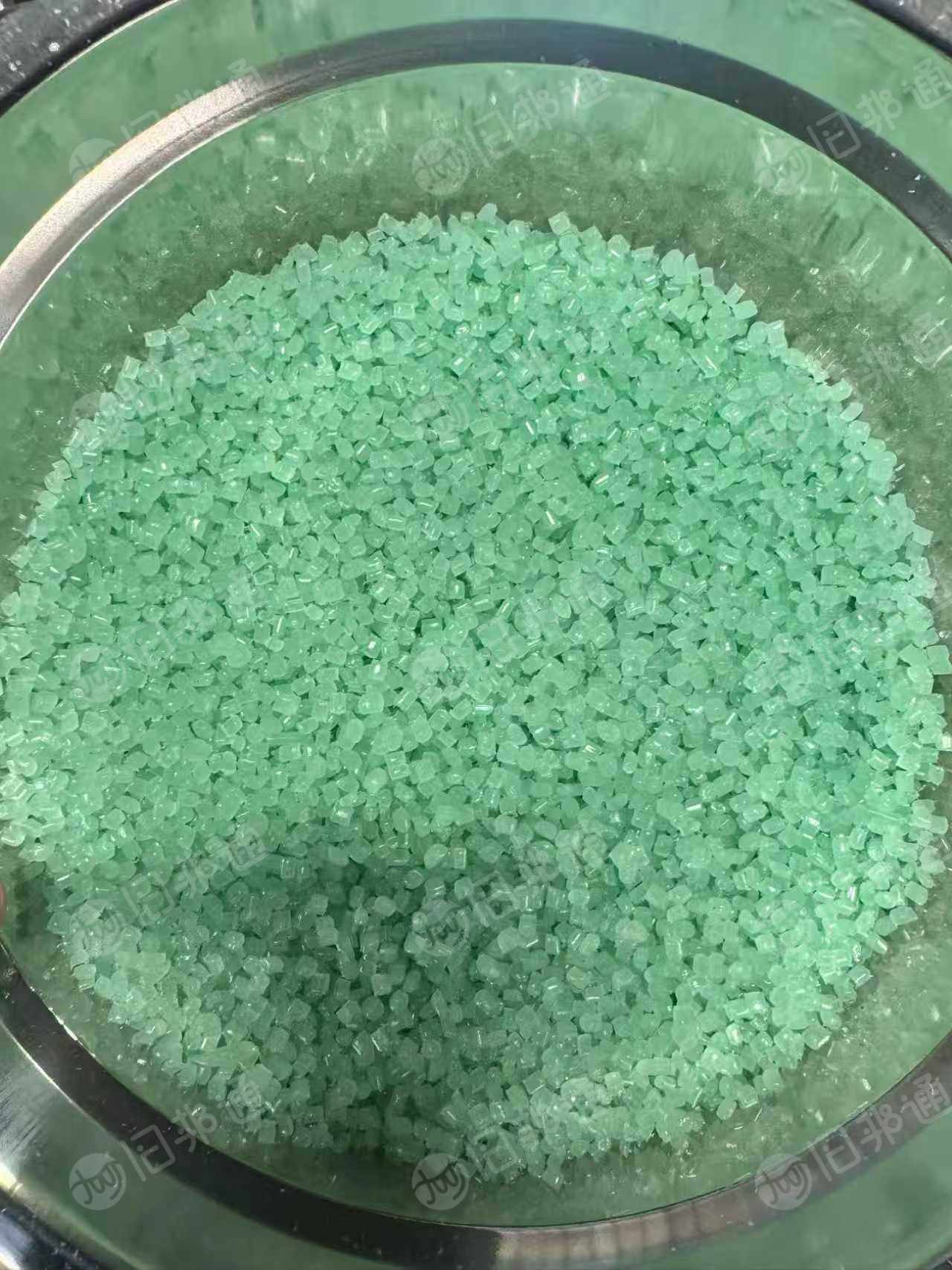 出售变色龙颗粒,现货几十吨