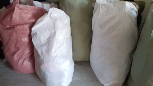 长期出售装瓜子下来的编织袋，二手编织袋，规格118*80，现货有几万条，货在江西南昌