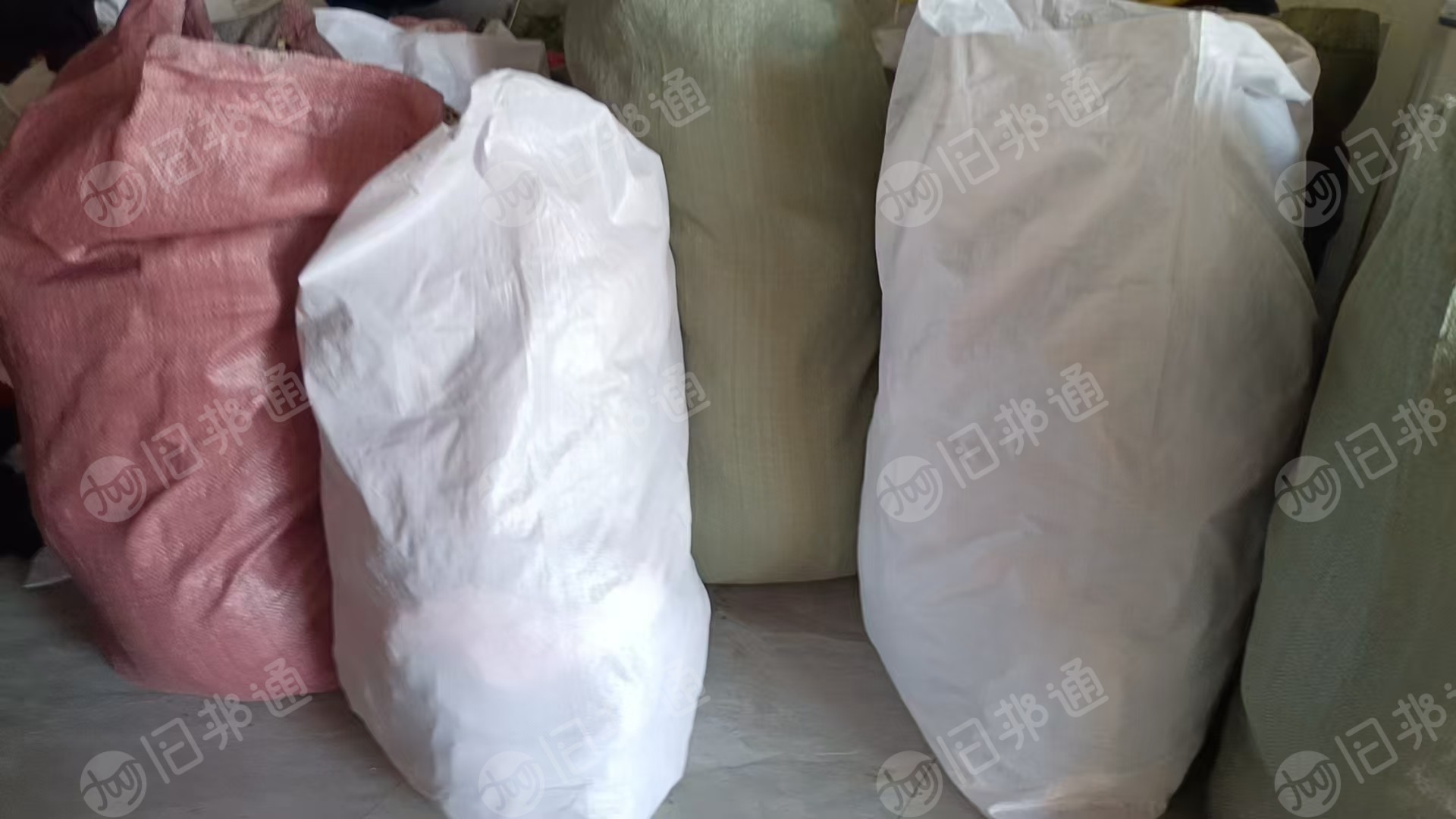 长期出售装瓜子下来的编织袋，二手编织袋，规格118*80，现货有几万条，货在江西南昌