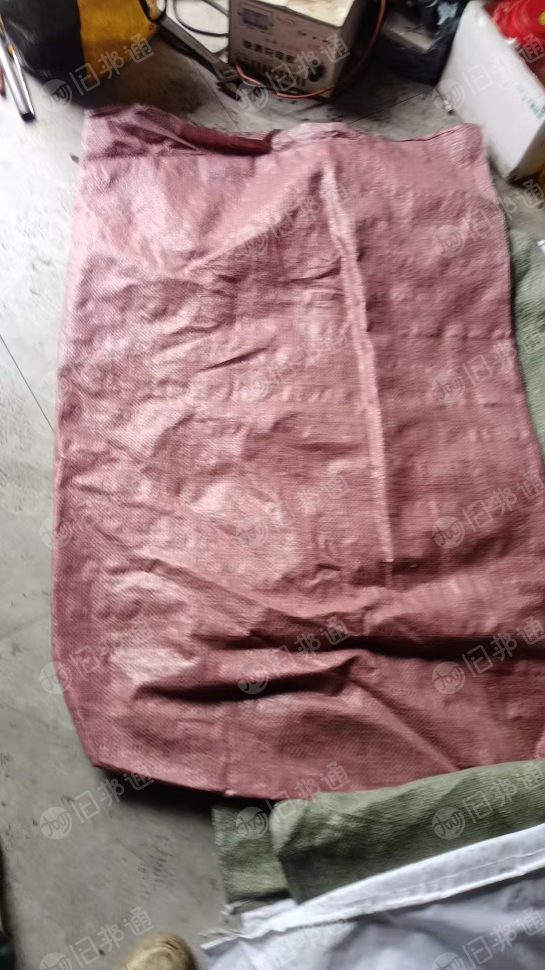 长期出售装瓜子下来的编织袋，二手编织袋，规格118*80，现货有几万条，货在江西南昌