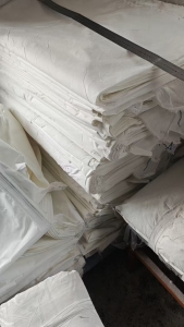 长期出售纯涤超细旦二等布，涤纶大块布，可做家纺用