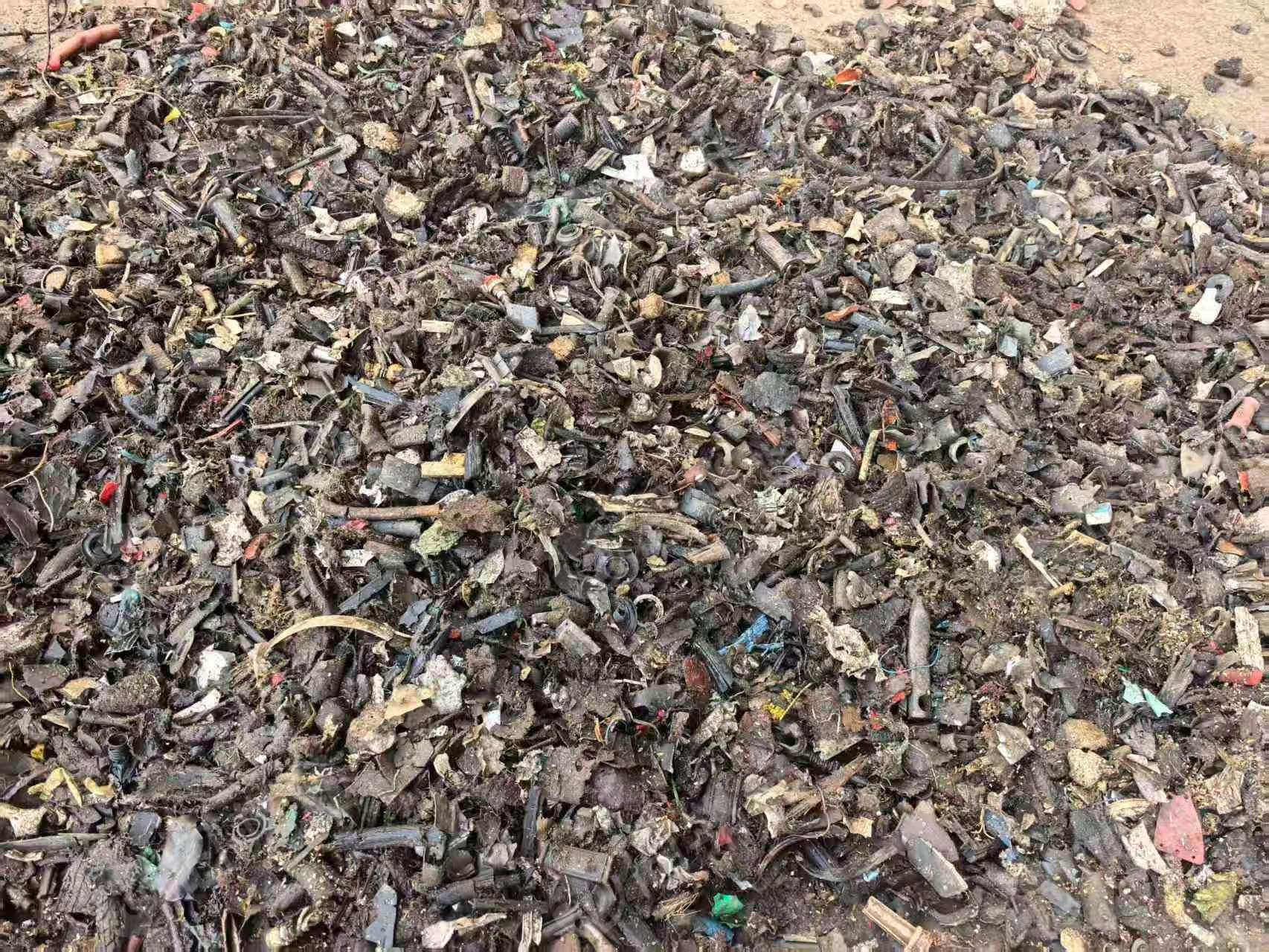 出售钢厂下来的杂橡胶